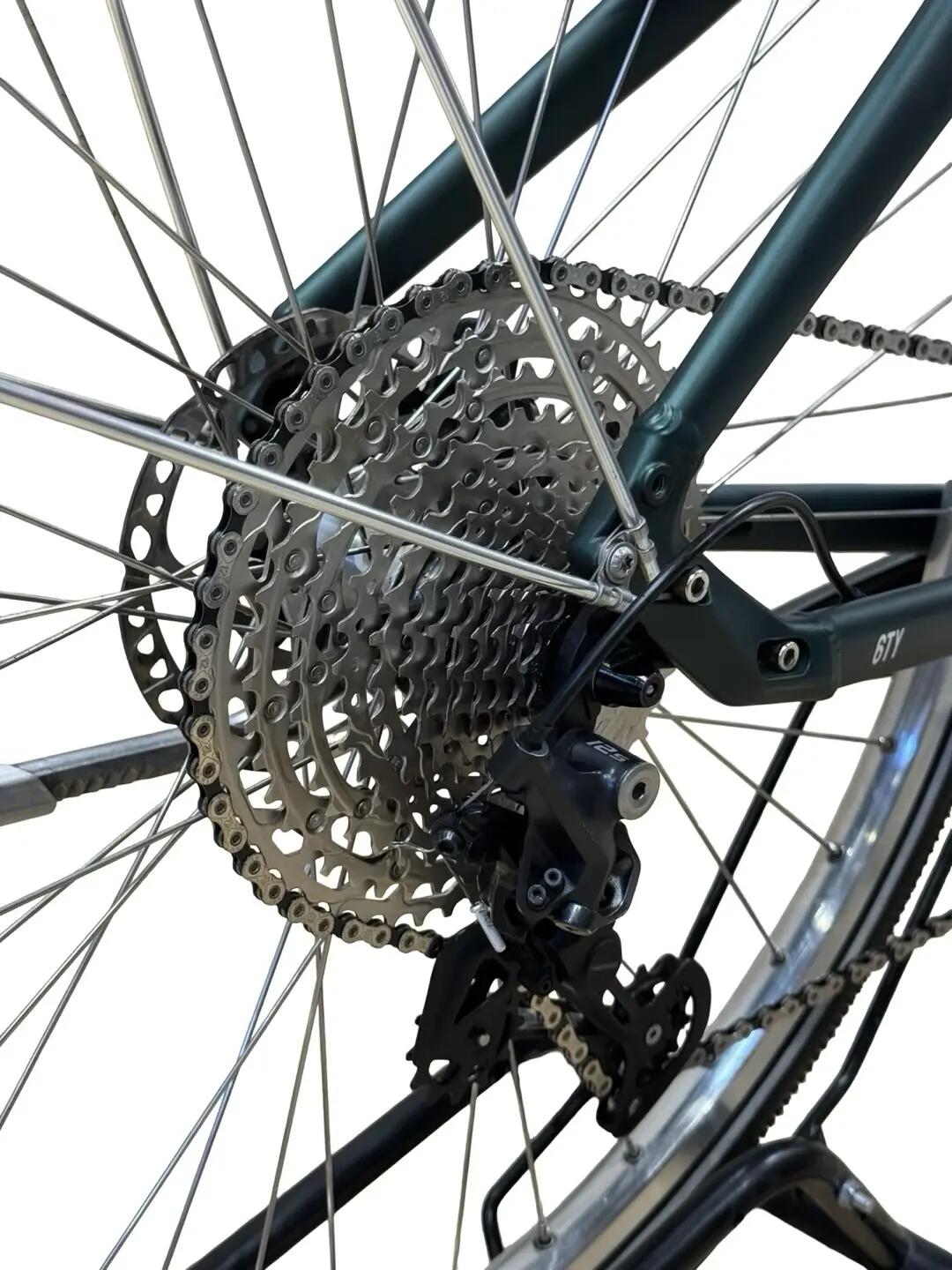 Ricondizionata - Bici elettriche Velo de Ville 6TY Shimano - Stato eccellente 12/12