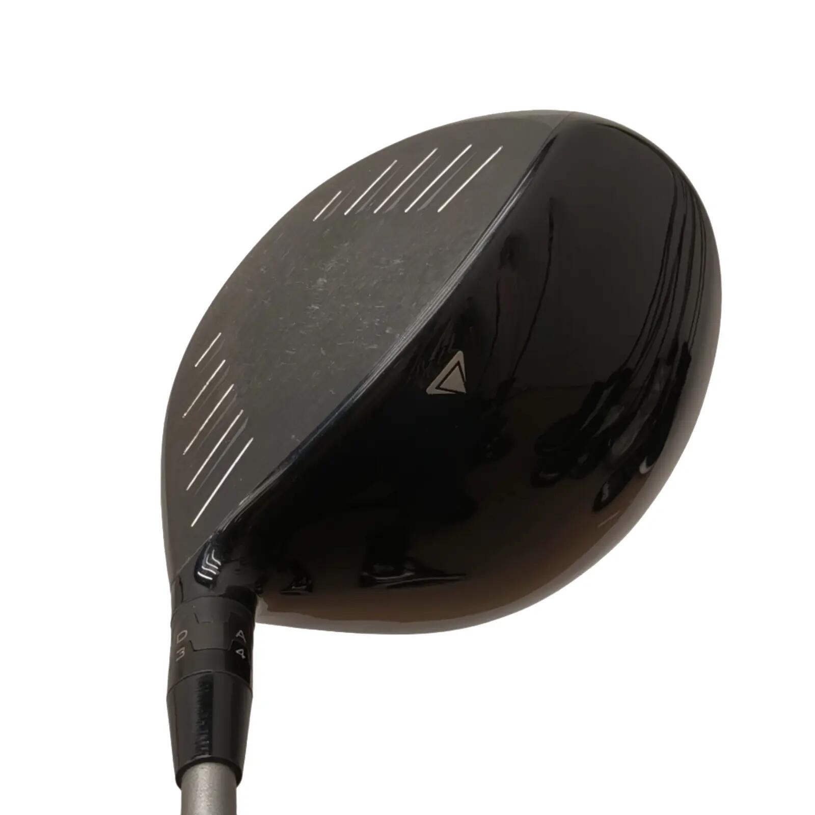 Titleist 915D3 Driver / Flex Stiff / Loft 10.5 4/6