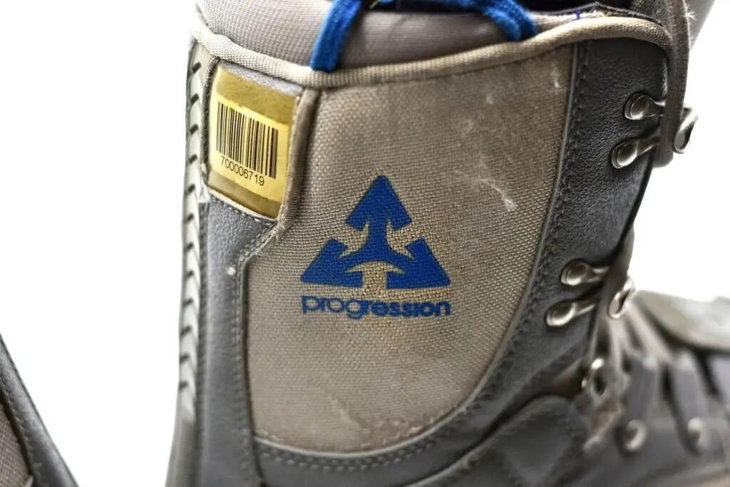 Second life - Buty snowboardowe Burton Progression 23,5 cm 37 EU - stan dobry 7/9