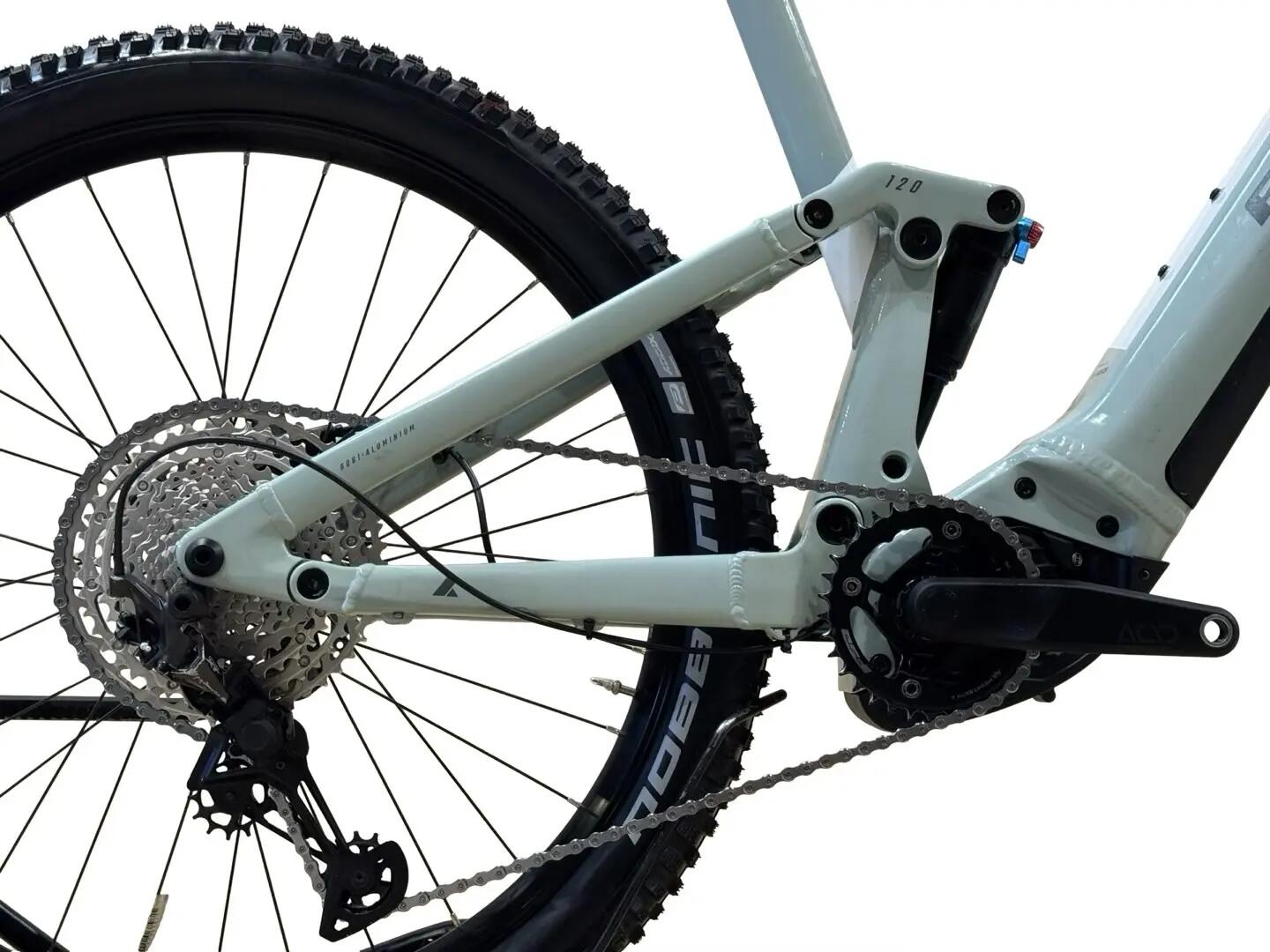 Segunda Vida - Bicicleta E-montaña Bulls Aminga EVA TR 1 XT - Como nuevo 11/13
