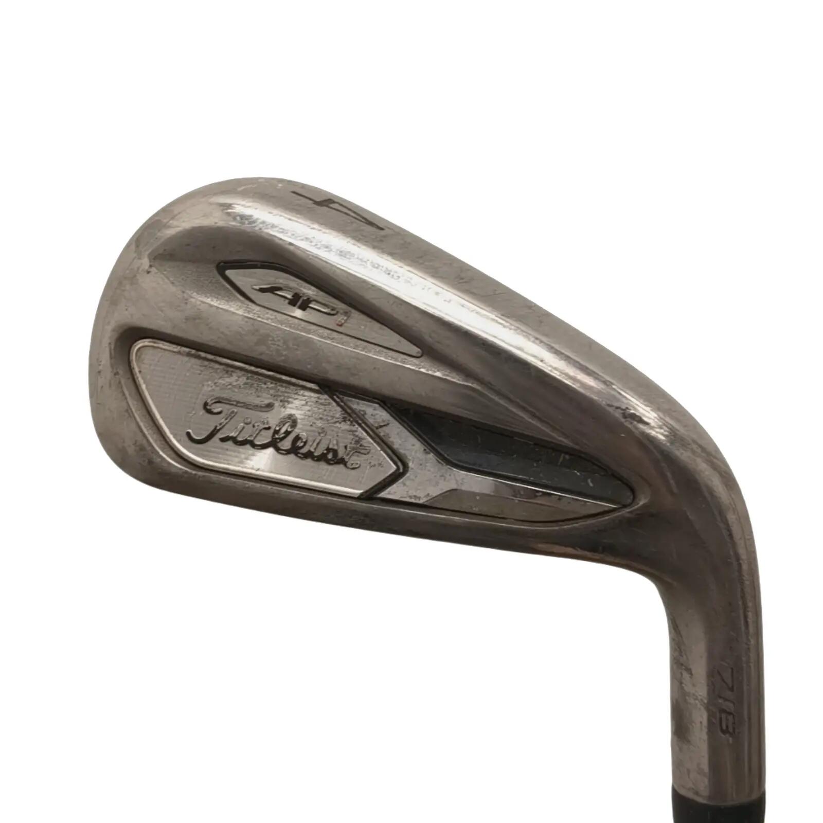 TITLEIST picture