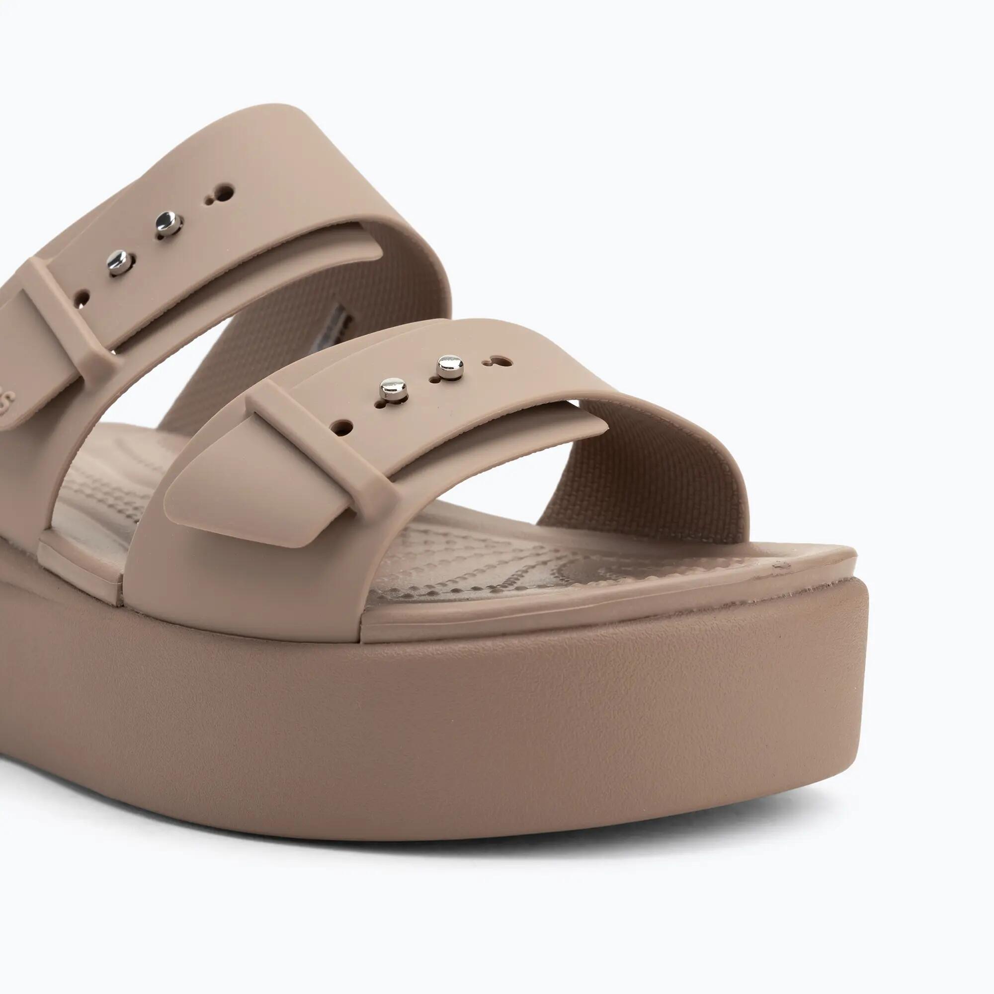 Női Crocs Brooklyn Low Wedge szandál 7/14