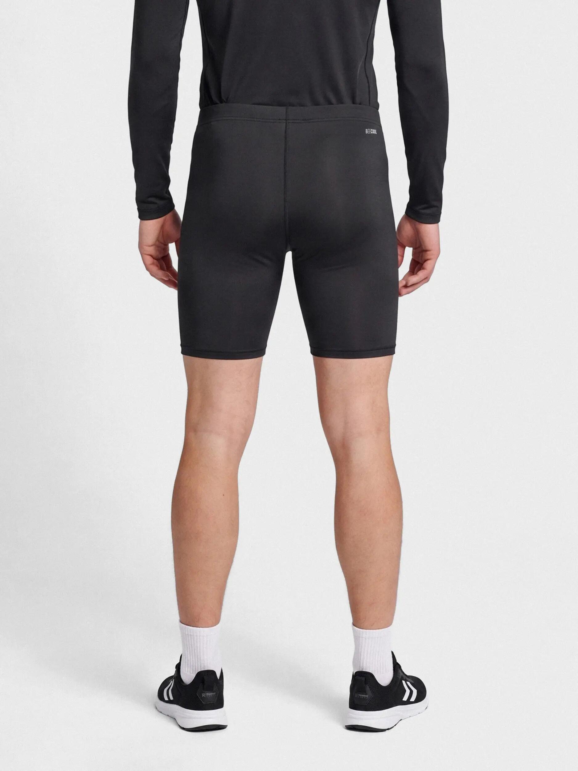 Short Hummel Bl Essential 3/11
