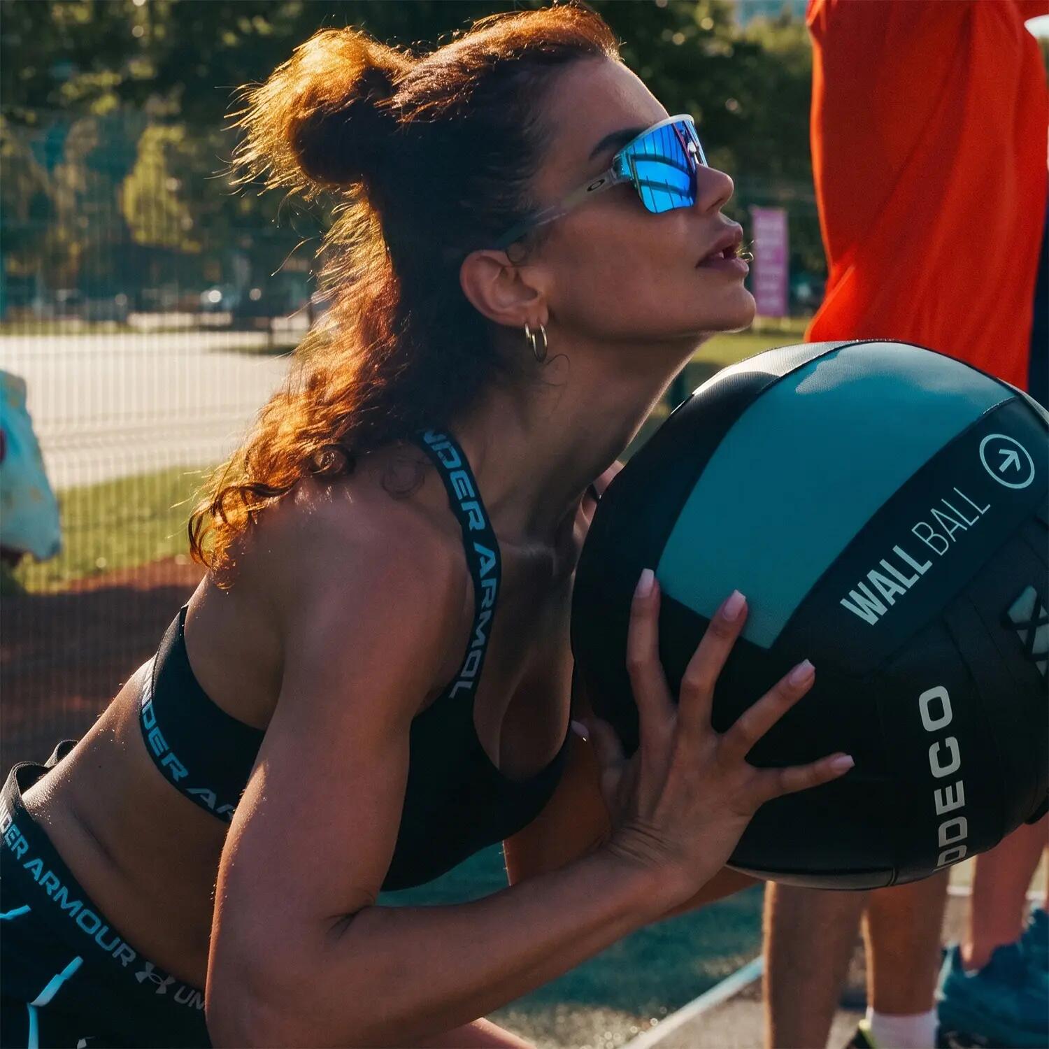 Hybrid Series Wall Ball – 9 kg 5/6