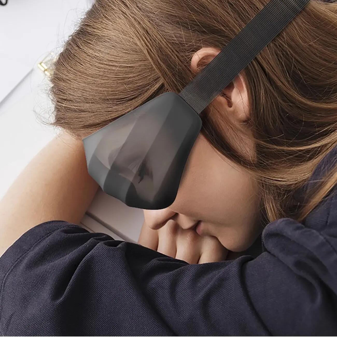 Maska do spania opaska na oczy zaciemniająca 3D podróżna Memory Foam Wozinsky 5/7