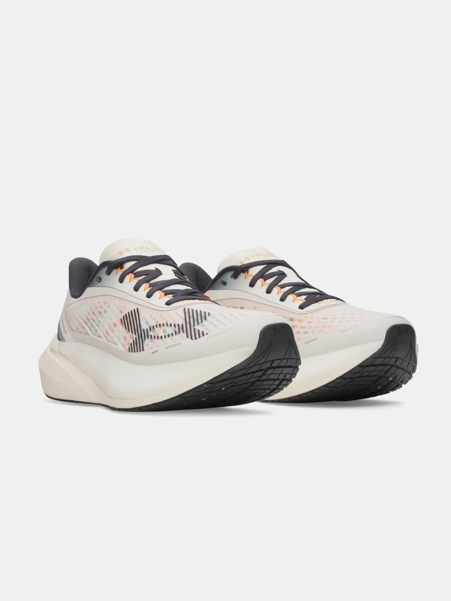 Férfi lábbelik Under Armour UA Velociti Distance 3/5