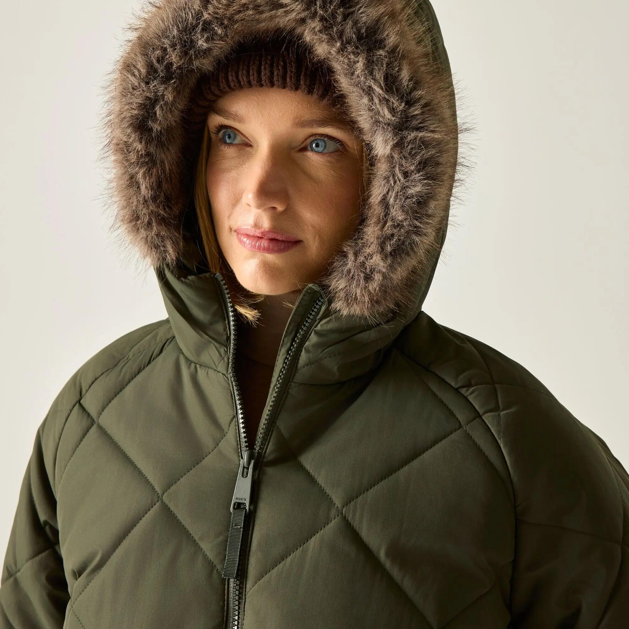 Veste Freyla matelassée isolante à capuche déperlante pour femme 8/12