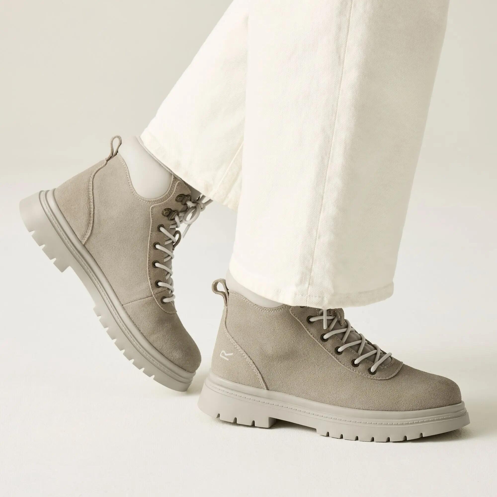 Womens Whinton Breathable Waterproof Walking Boots 4/13