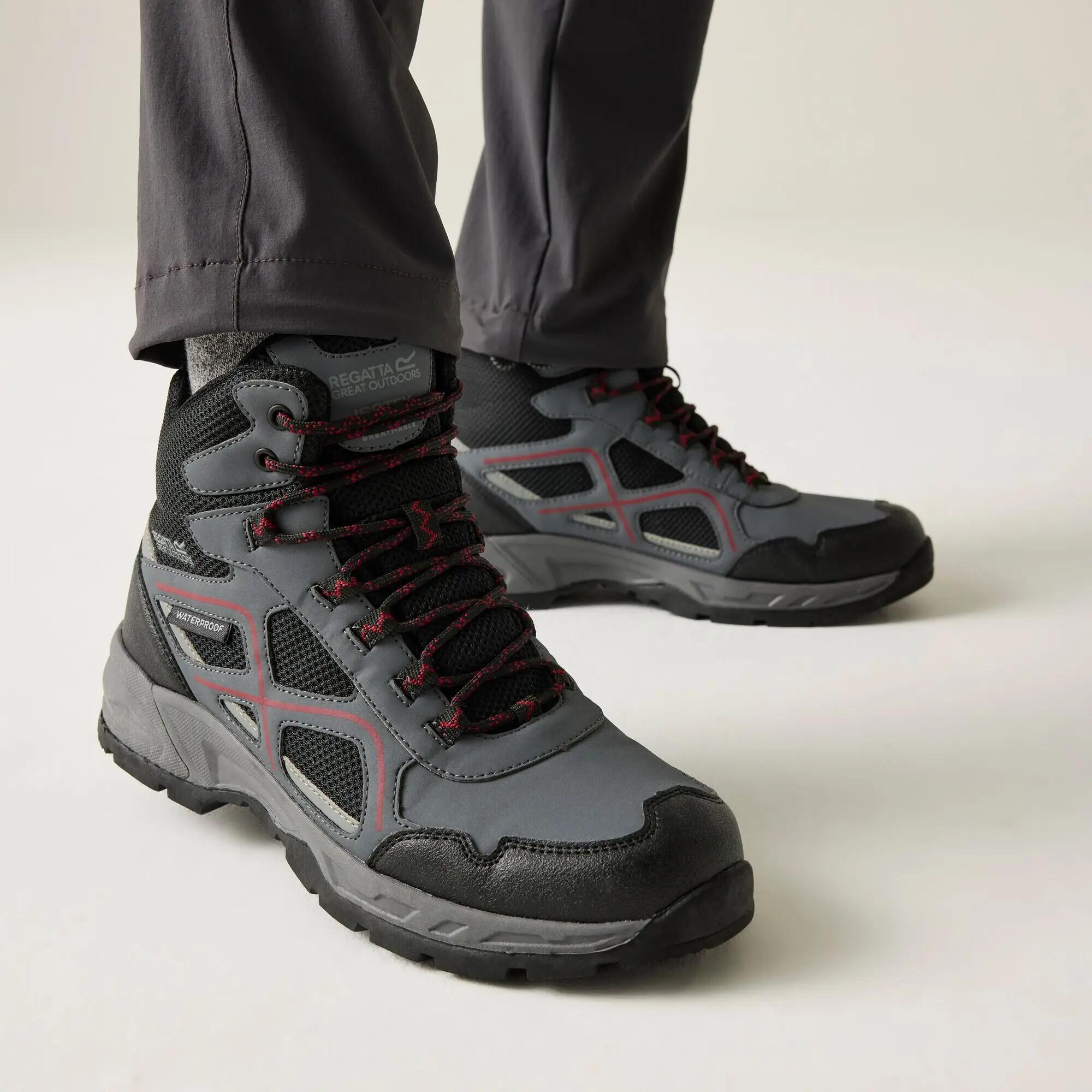 Botas senderismo hombre impermeables Regatta Vendeavour 2/13
