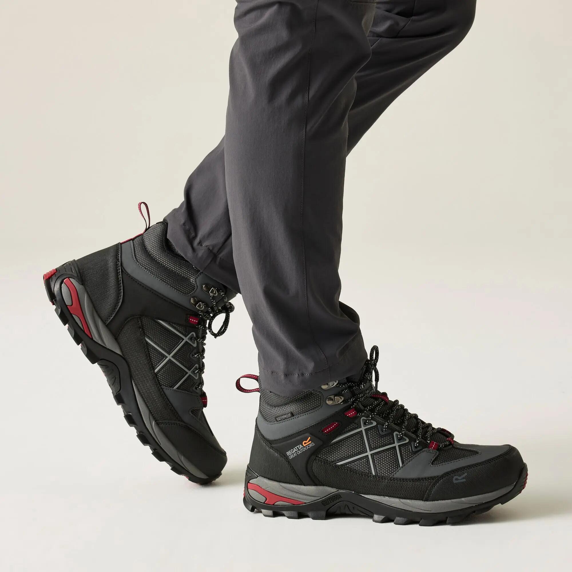 Mens Samaris III Waterproof Hiking Boots 2/13