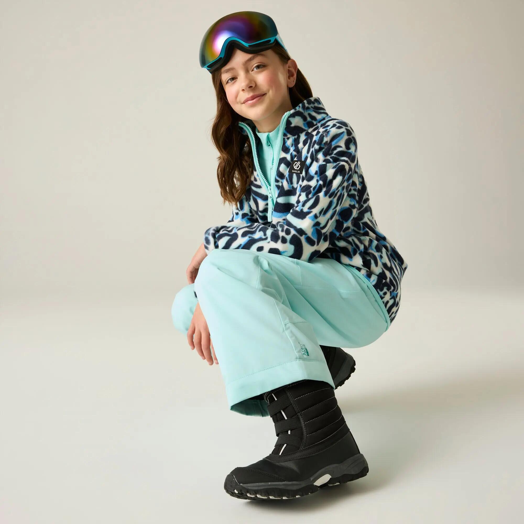 I bambini superano III i pantaloni da sci  6/10