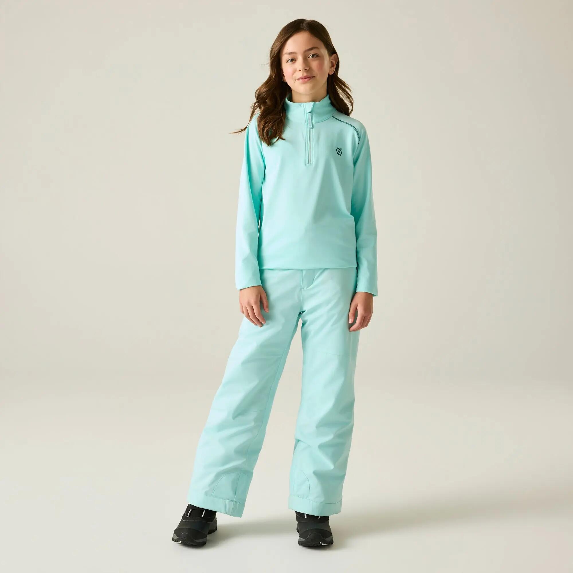 I bambini superano III i pantaloni da sci  5/10