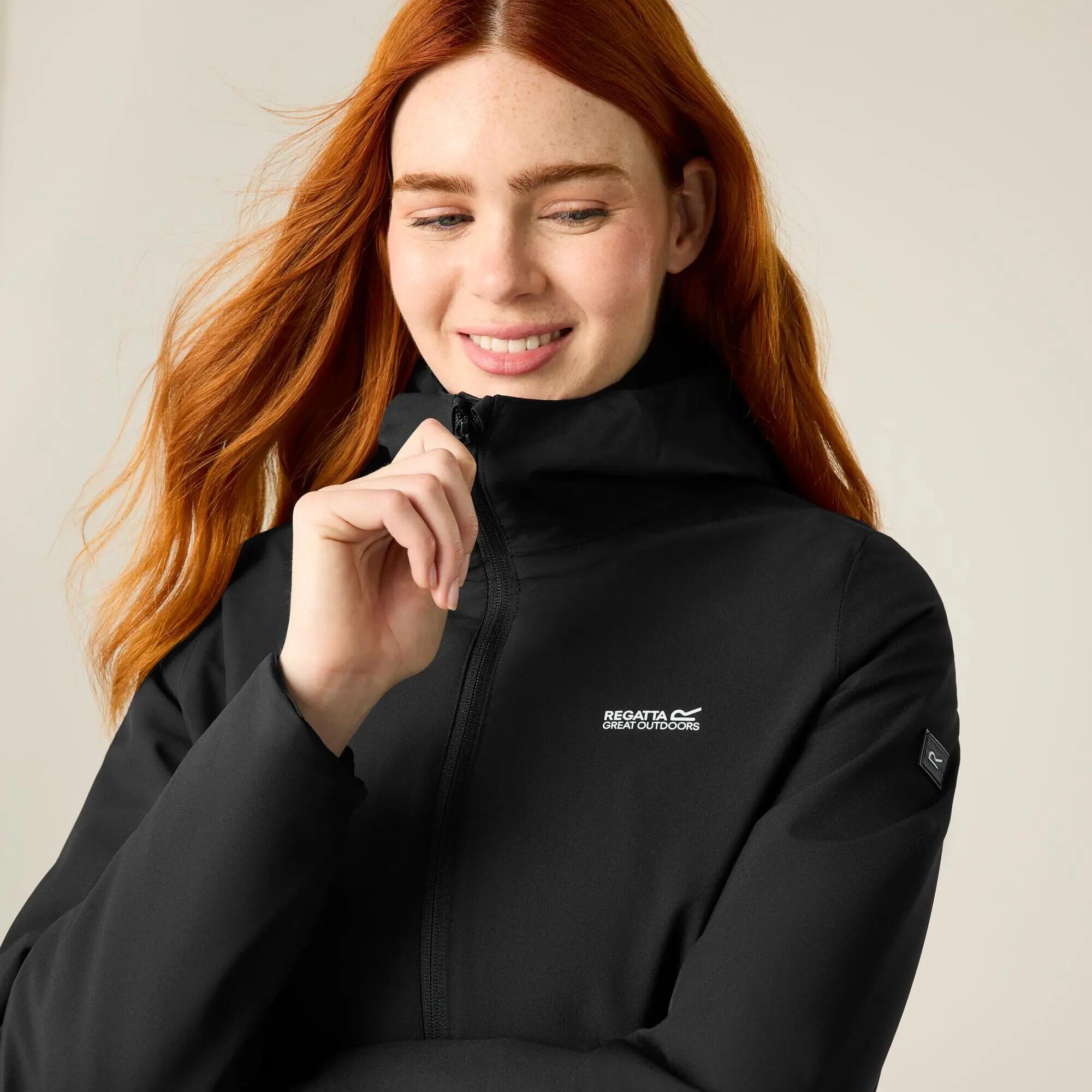 Chaqueta impermeable con capucha Natalina para mujer 9/15