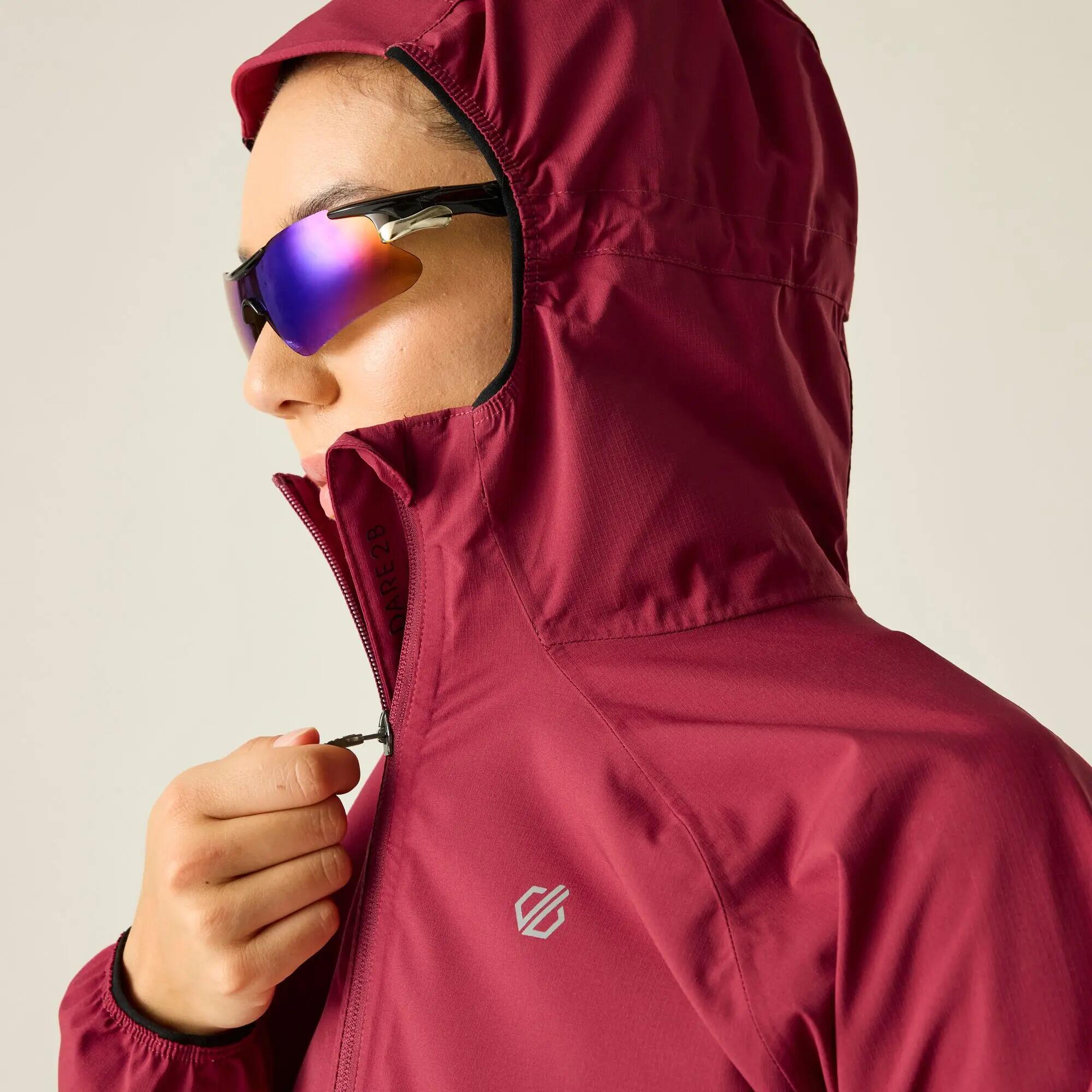 Chaqueta impermeable ultraligera con capucha para senderismo para mujer 9/12
