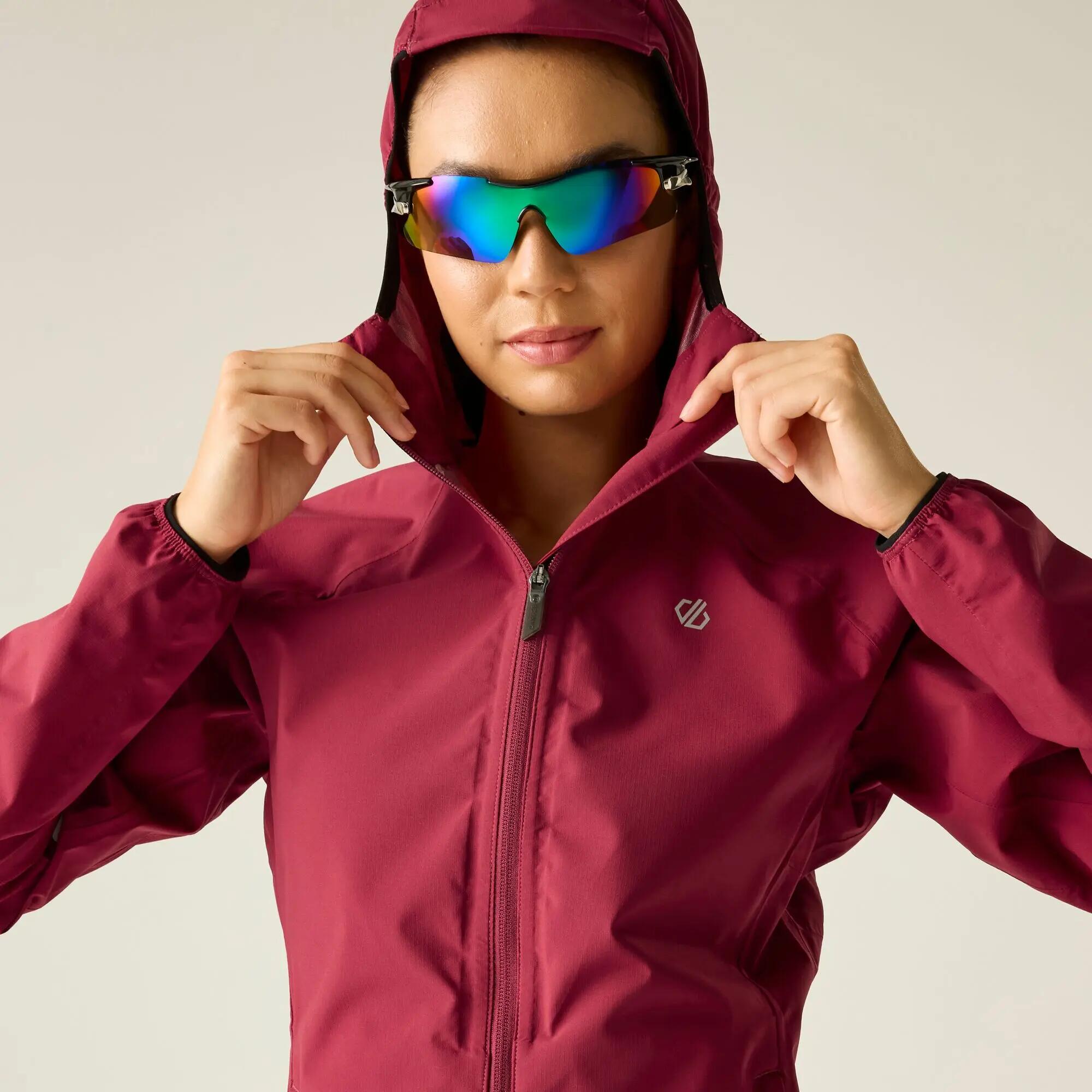 Chaqueta impermeable ultraligera con capucha para senderismo para mujer 8/12