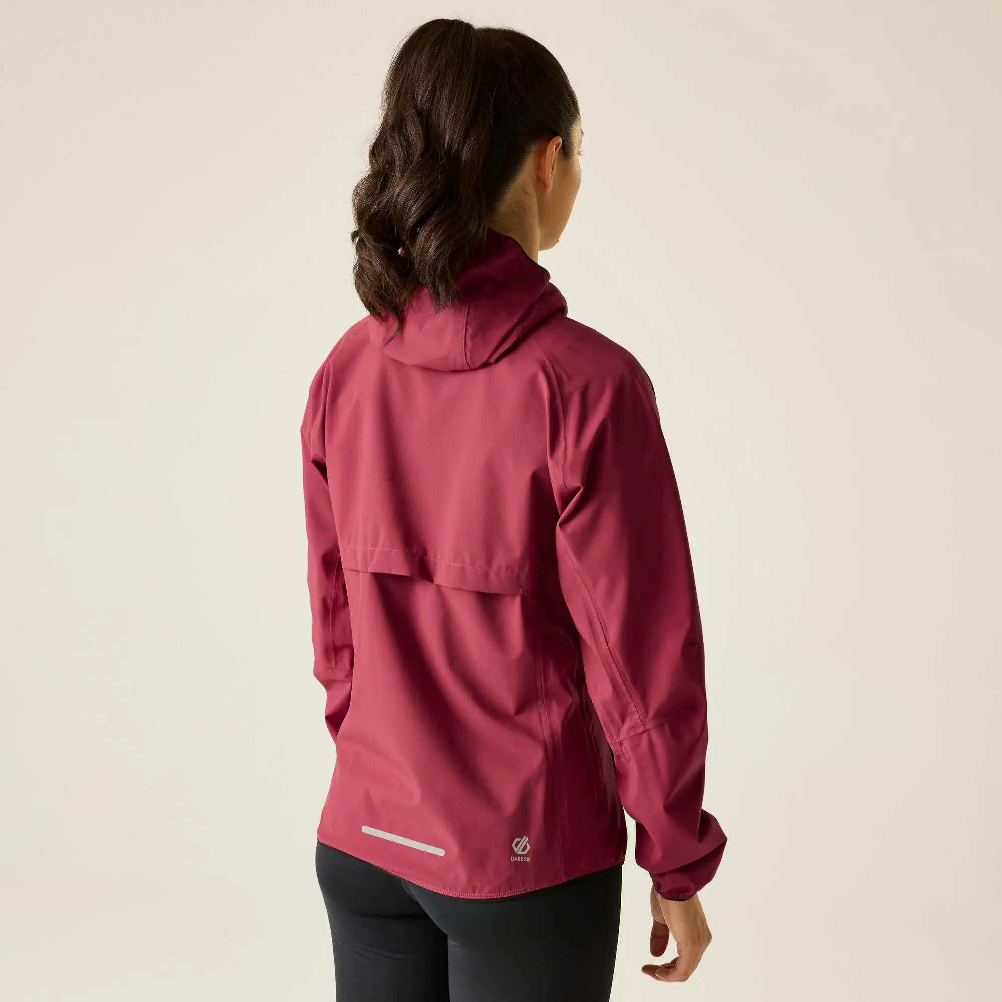 Chaqueta impermeable ultraligera con capucha para senderismo para mujer 2/12