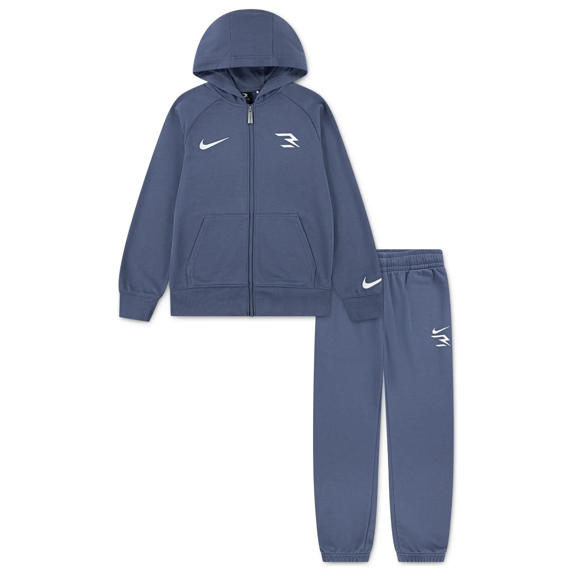 NIKE picture