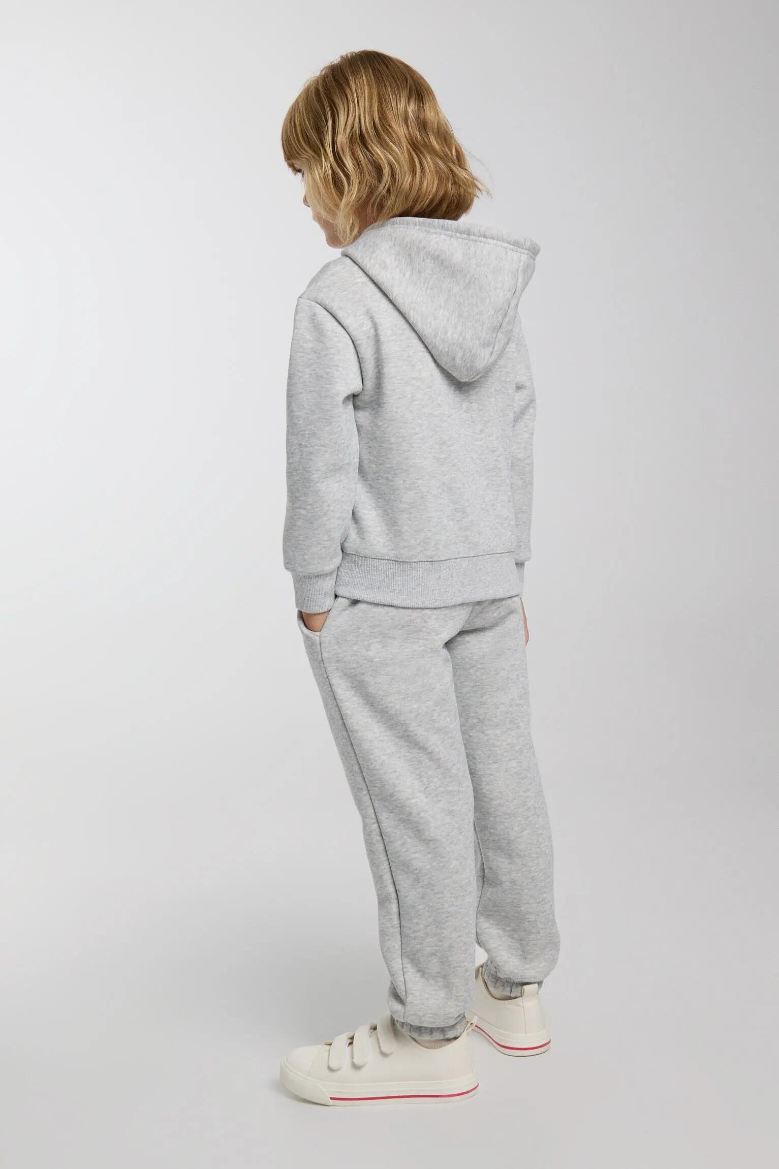 Chándal deportivo de niña afelpado sudadera y jogger gris 2/3