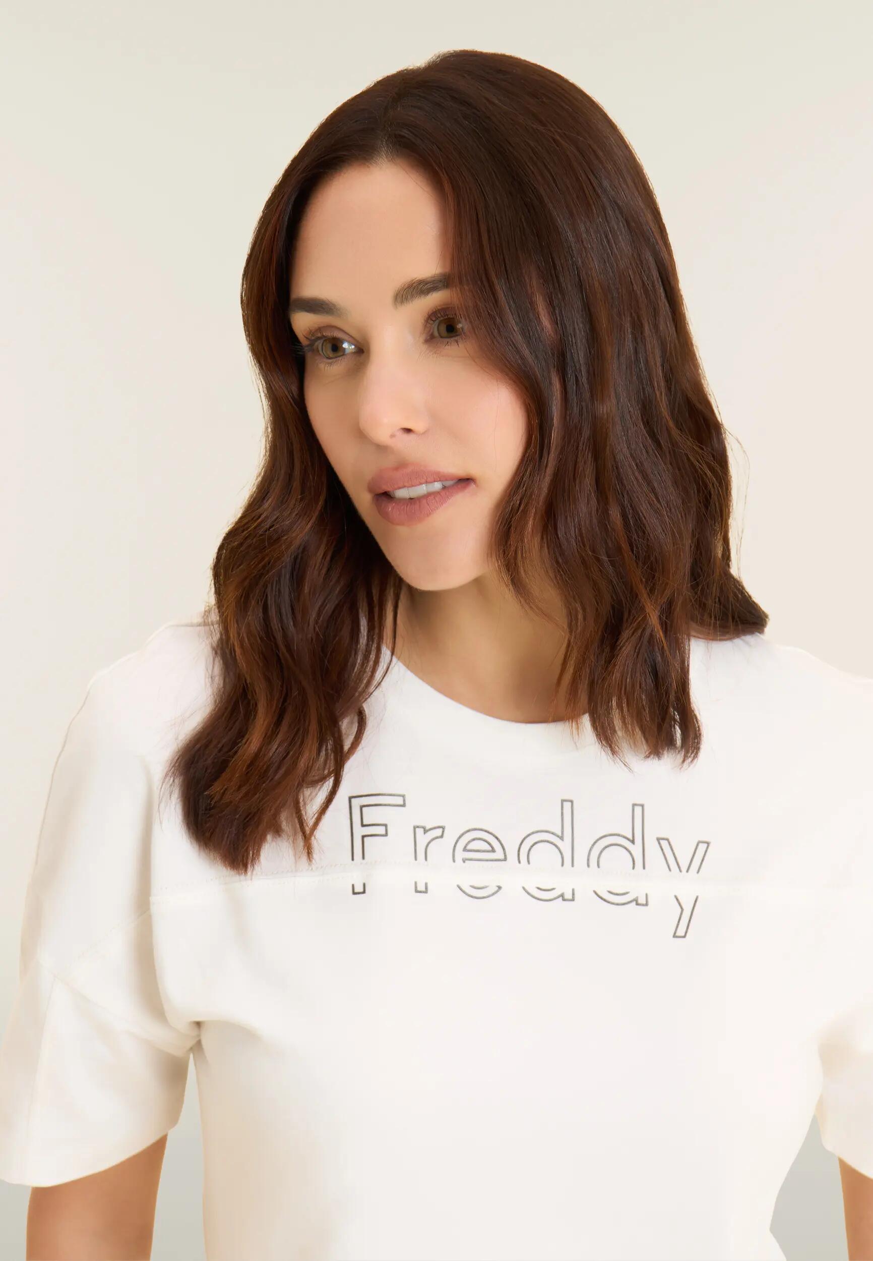 T-shirt boxy cropped da donna girocollo 4/6