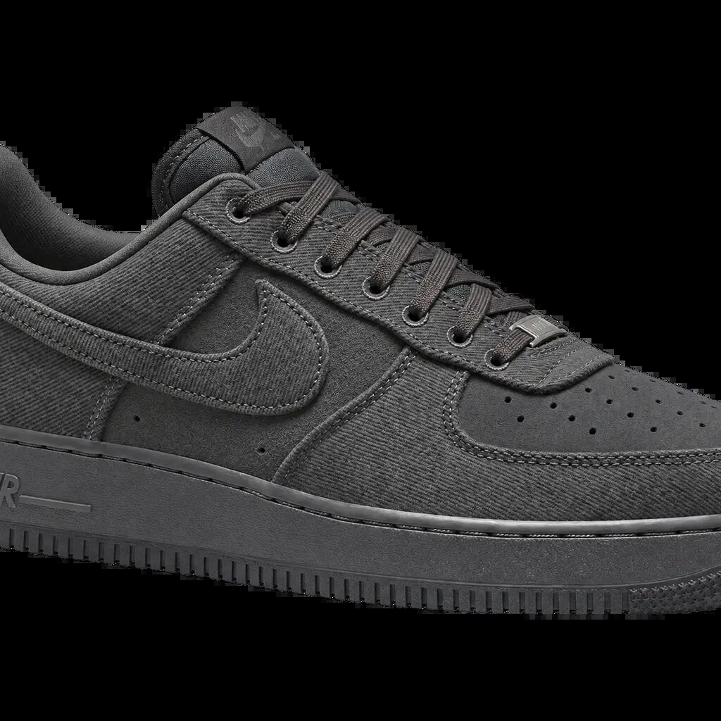 Pánske nízke rifľové tenisky Nike Air Force 1 Low '07 LV8 - čierne