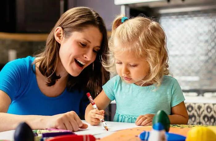 Lápis de colorir maxi Crayola Mini Kids, 8 unidades 10/10