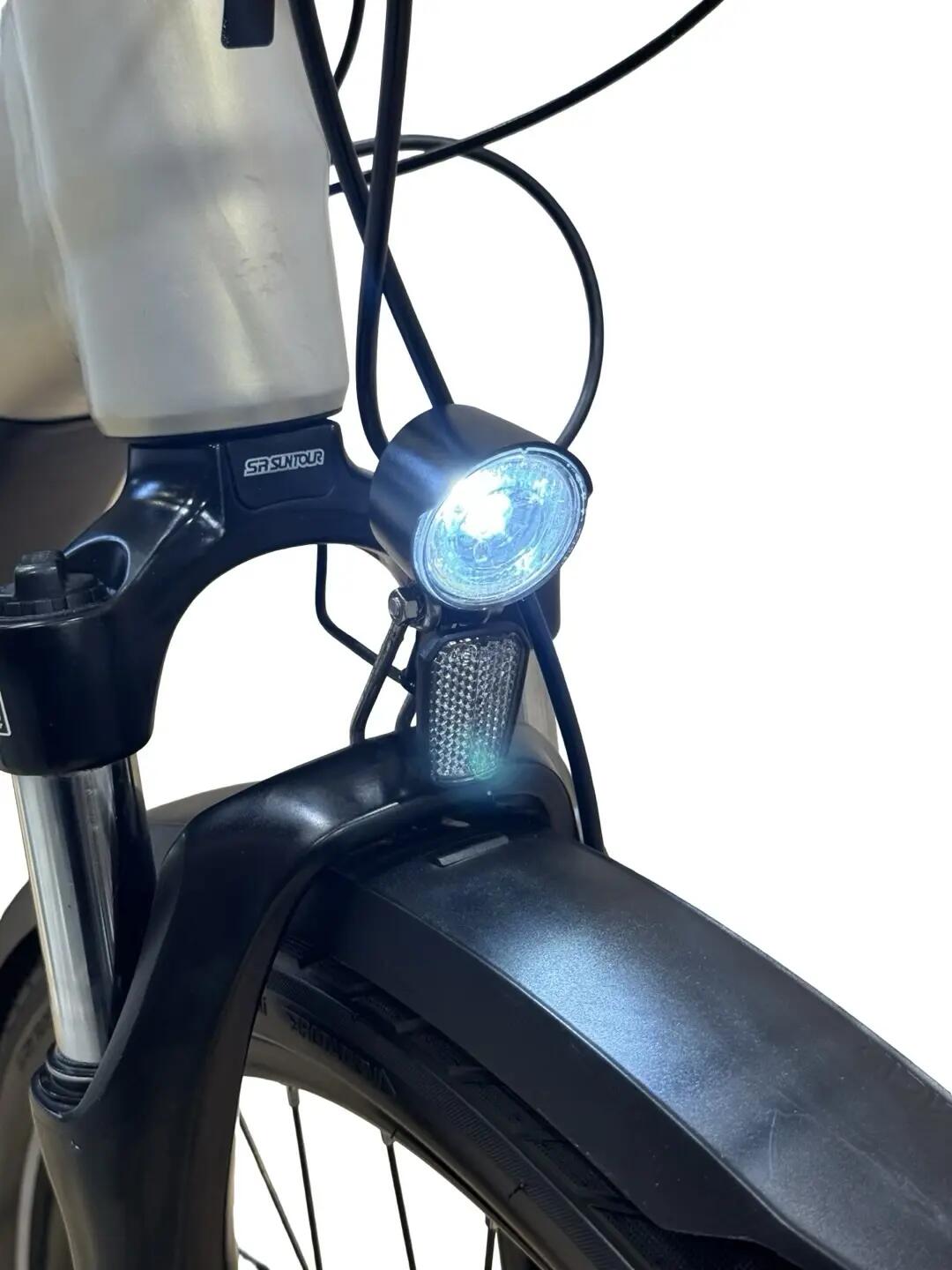 2ND life - E-Bike Cube Touring Hybrid Pro 625 Shimano - Excellent 4/14