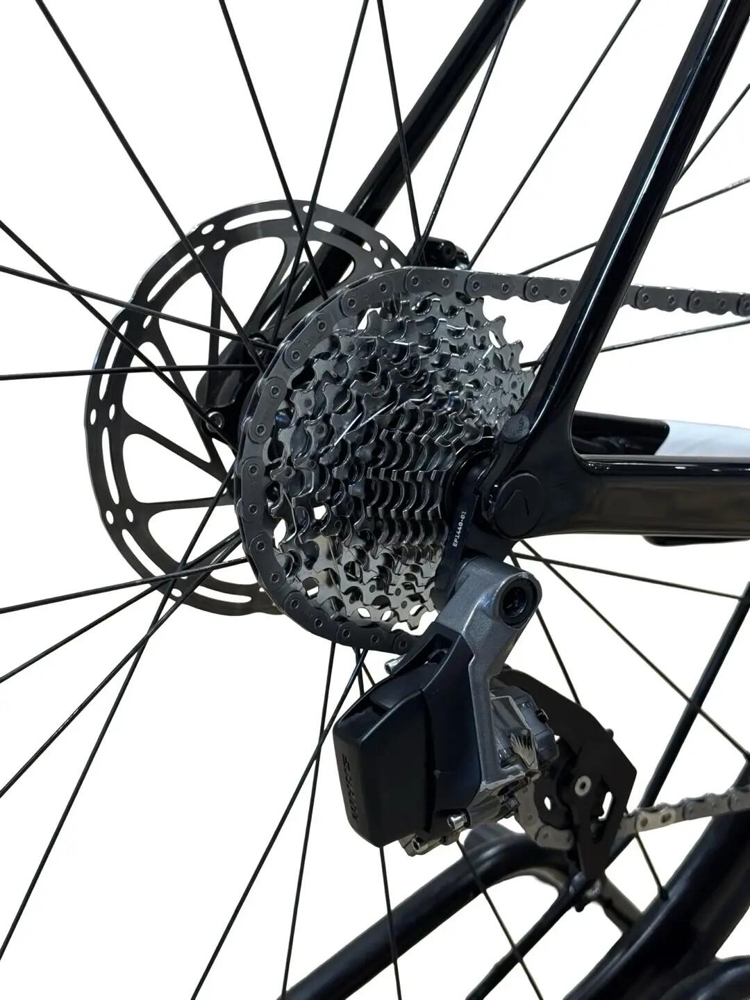 2ND life -  Vélo de Route Canyon Ultimate CF SL 7 AXS Sram Rival - Excellent 11/11