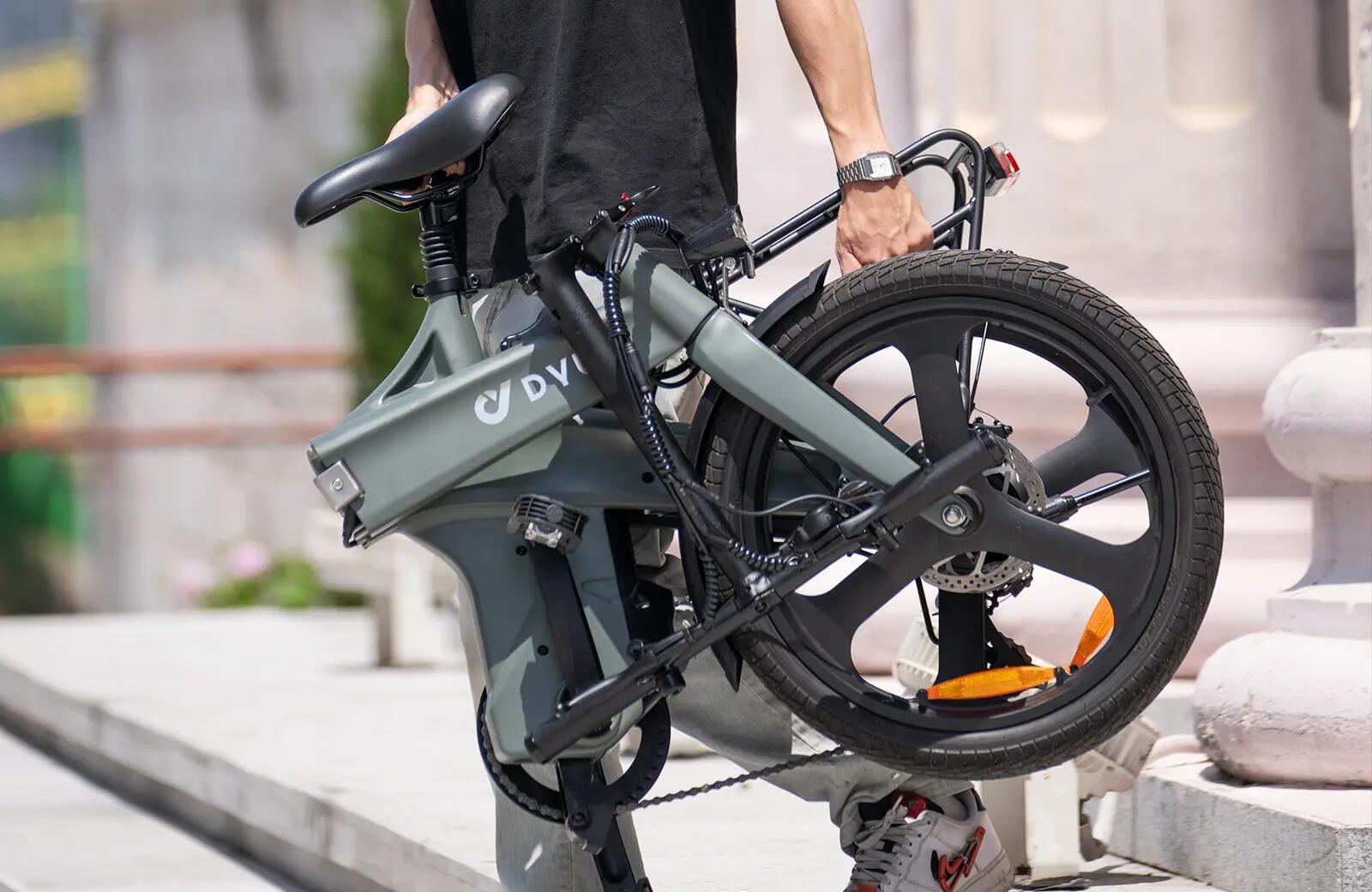 Bicicleta eléctrica plegable urbana DYU T1 motor 250W 13/15
