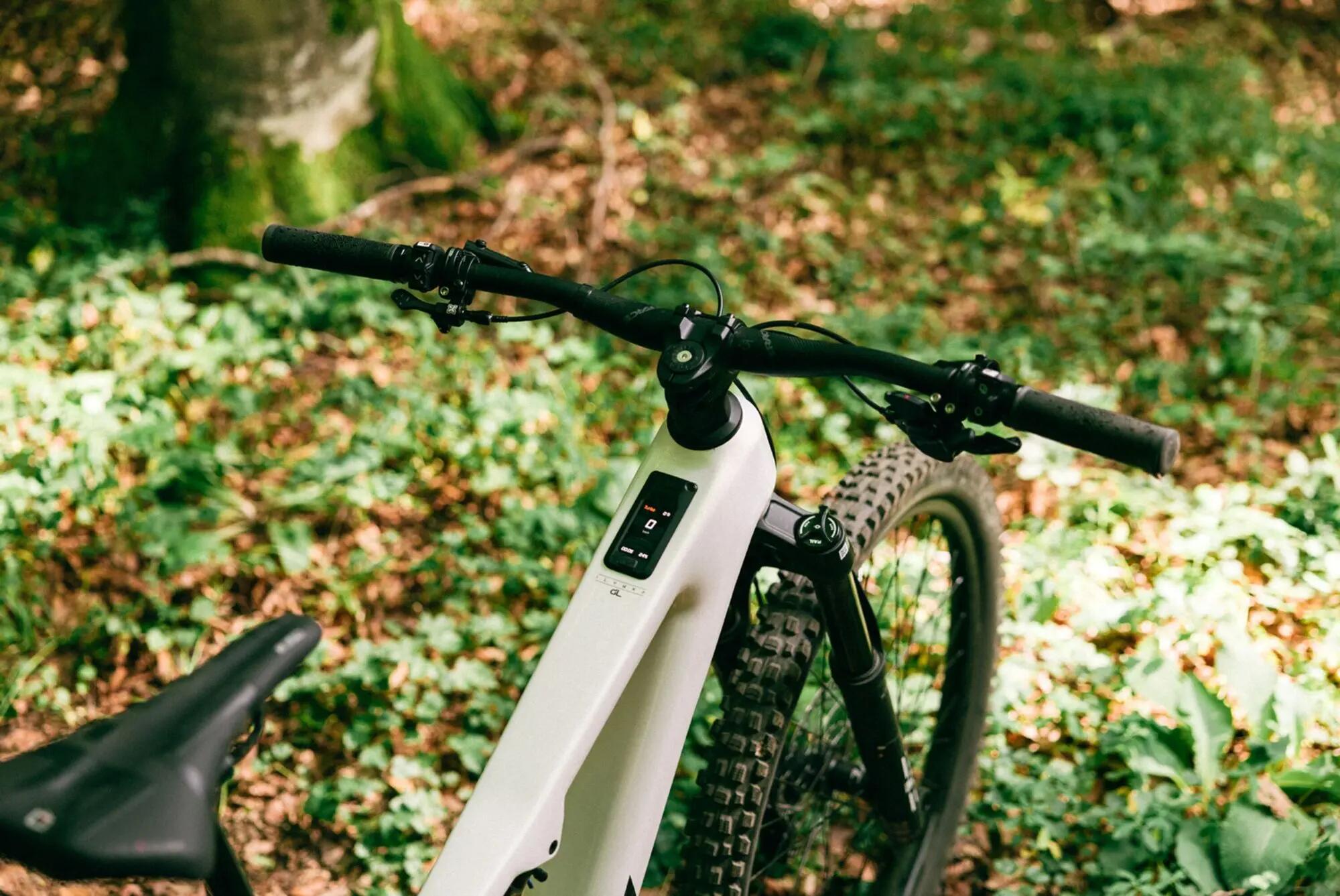 VTT Tout-Suspendu Électrique BH ilynx+ DL Trail 8.1 800 Wh DJI 150 Nm 29" Blanc 4/7
