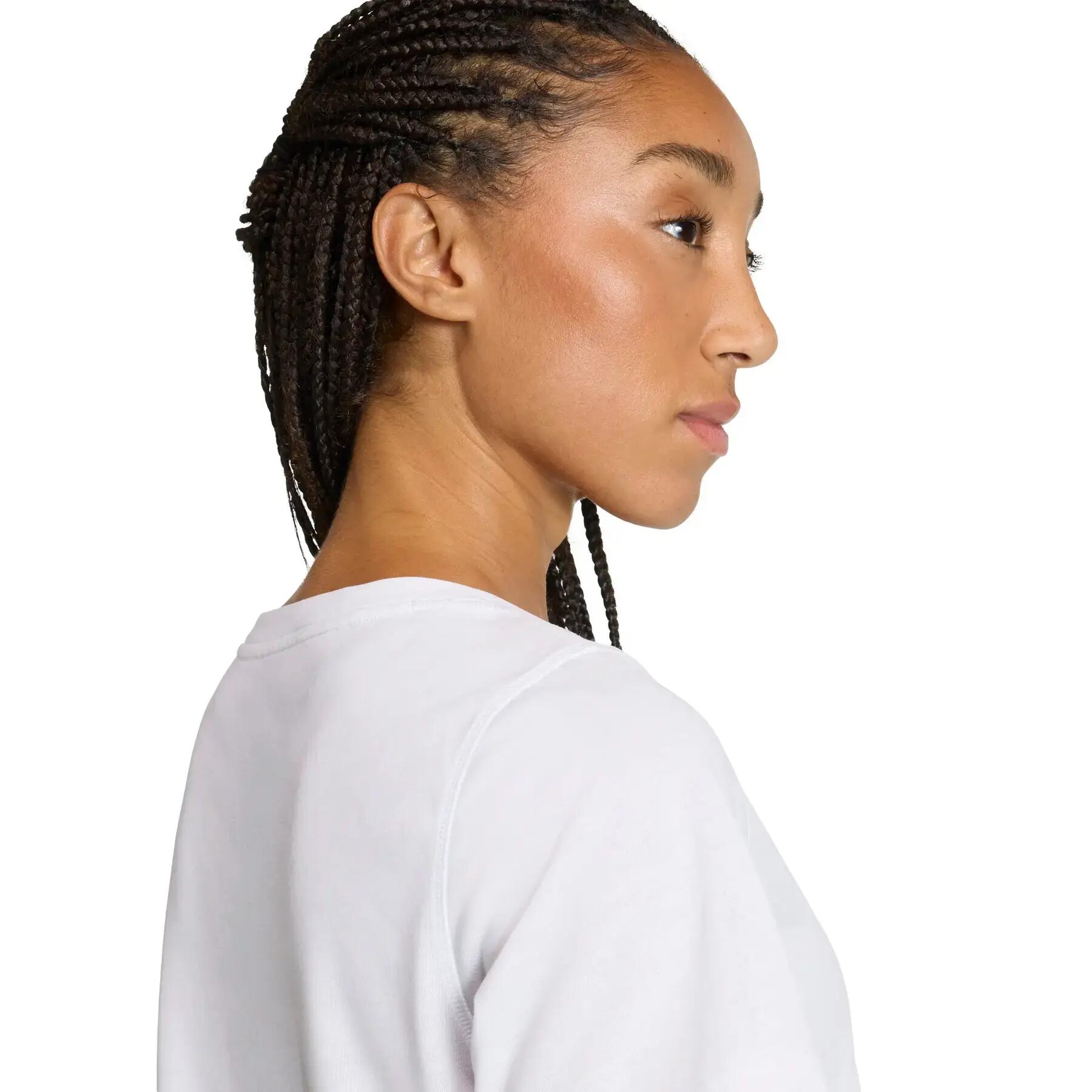 Workout Essentials T-Shirt mit tiefem Ausschnitt 7/7