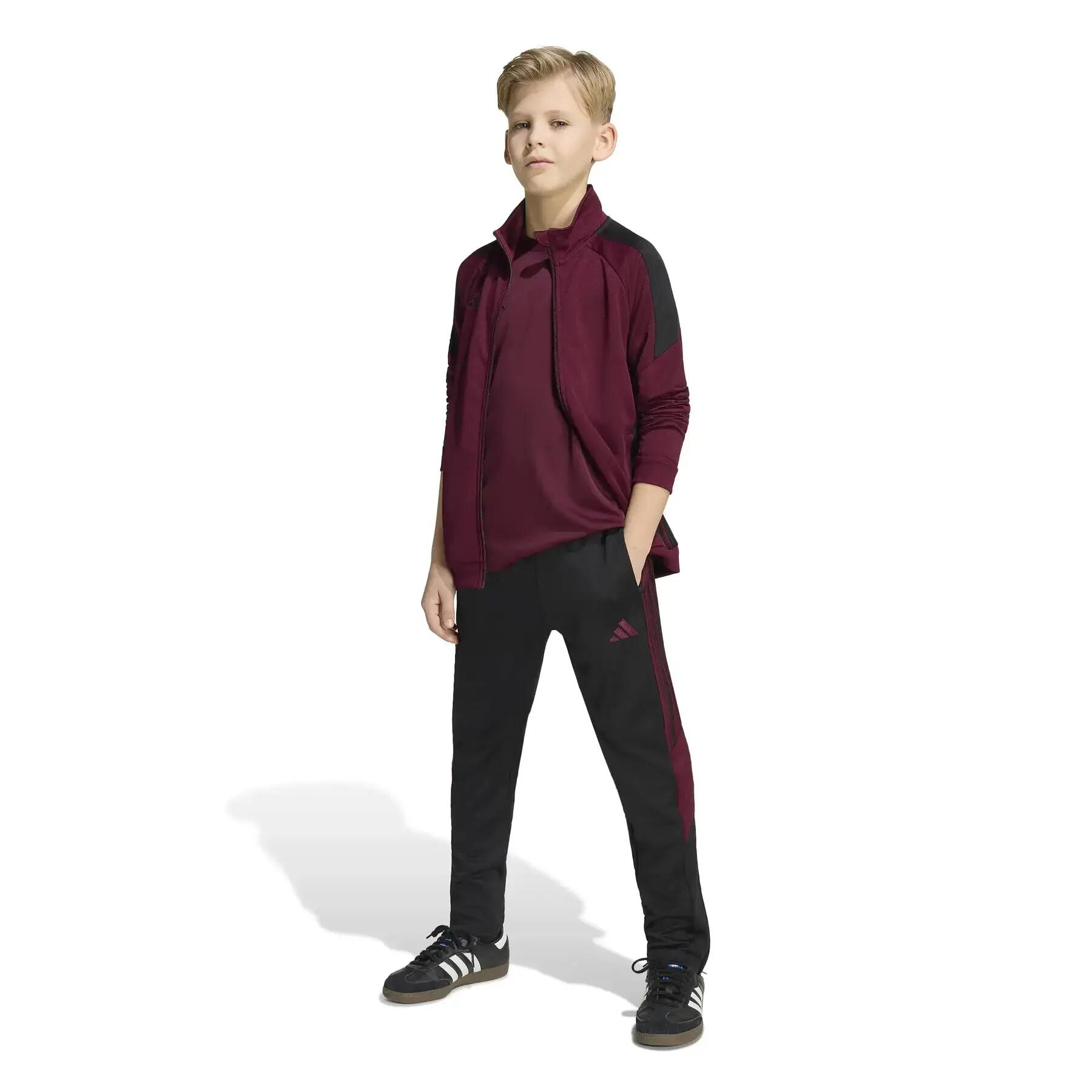 Kinder trainingspak adidas Essentials Tiro 26 6/7