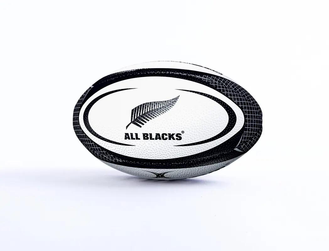 Ballon de rugby Gilbert Mini All Blacks Collection 3/3