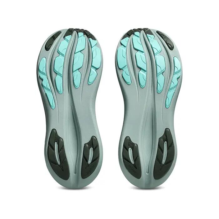 Asics Gel-Nimbus 28 TR Hardloopschoenen 3/4