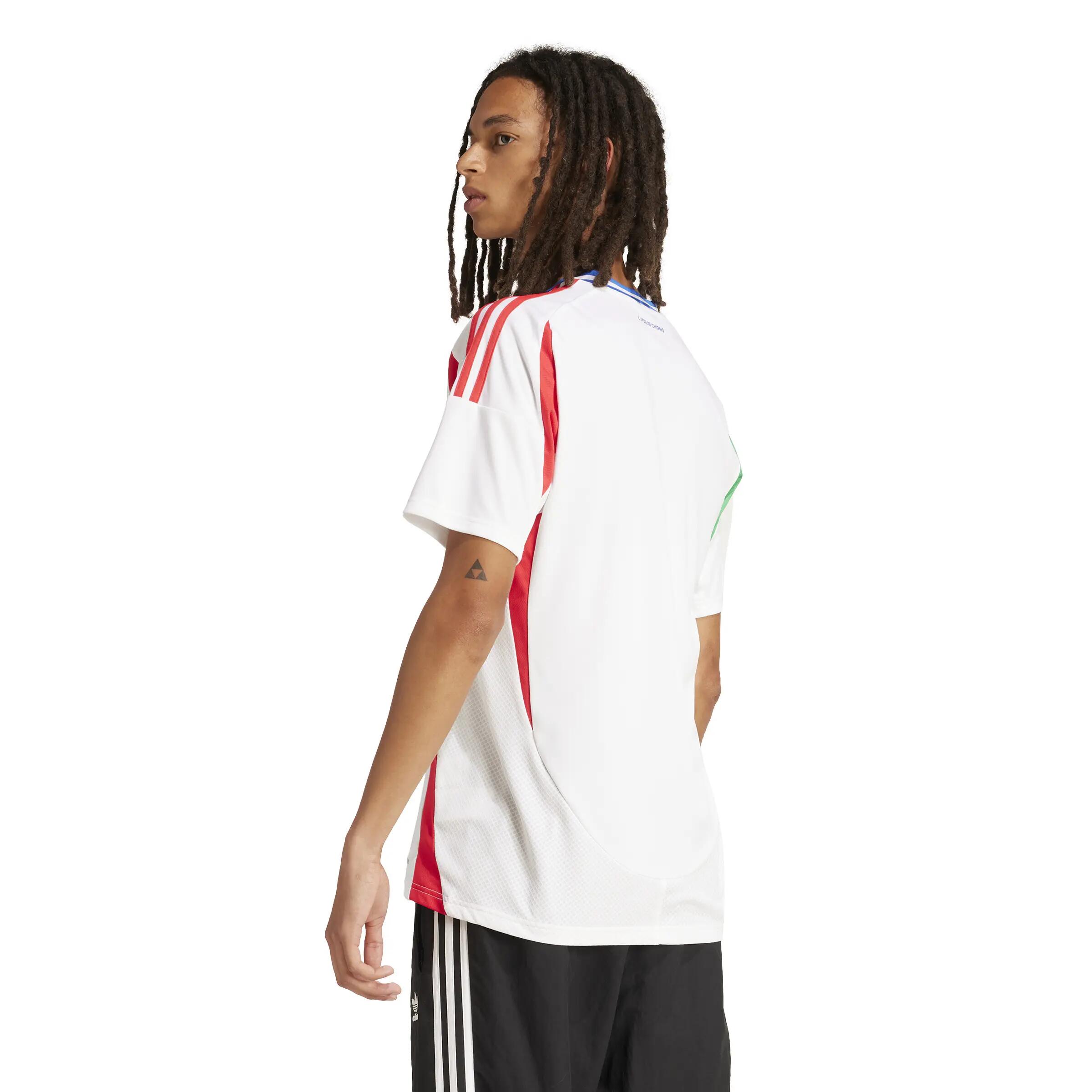 Italy 24 Away Jersey 6/7