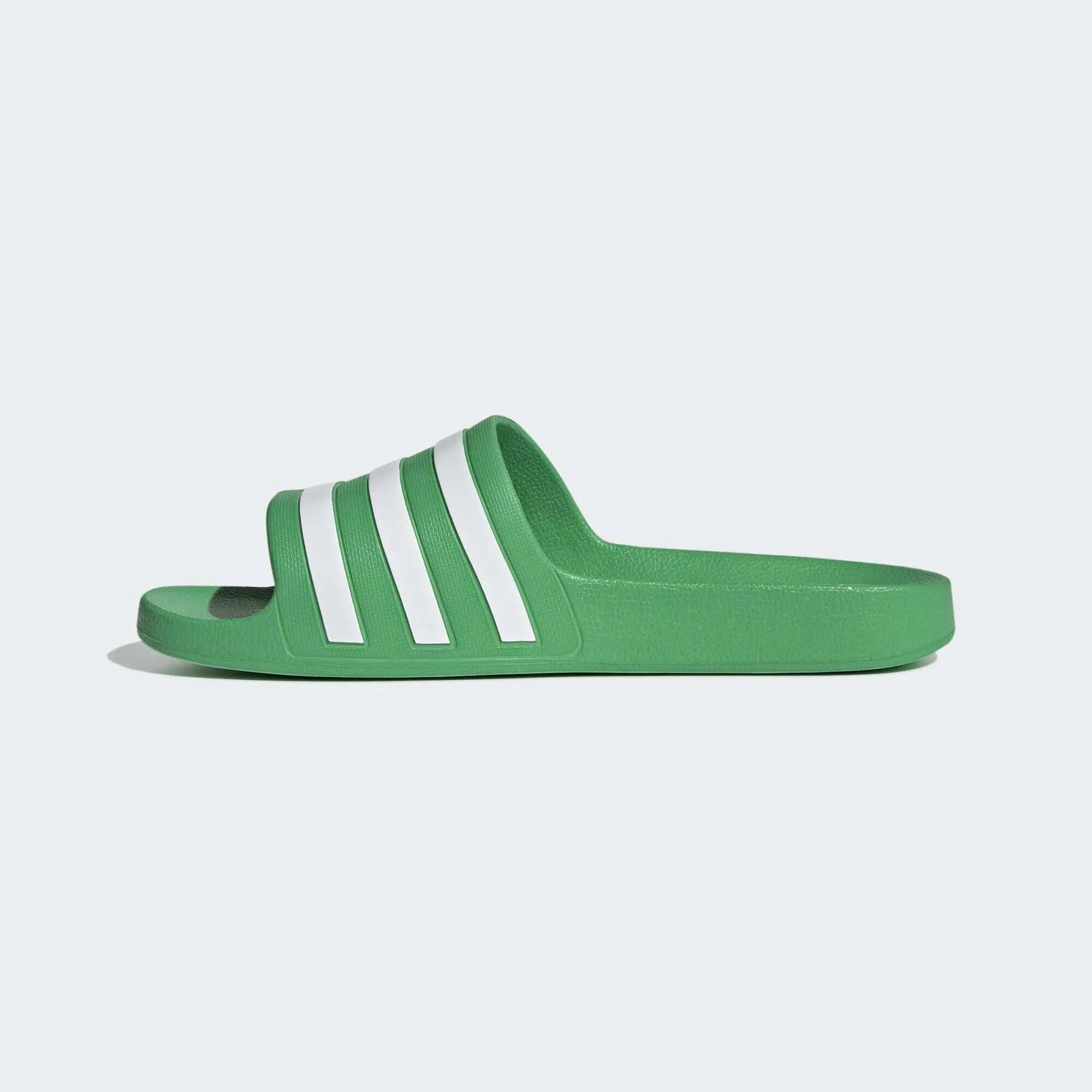 Adilette Aqua Slides 9/9