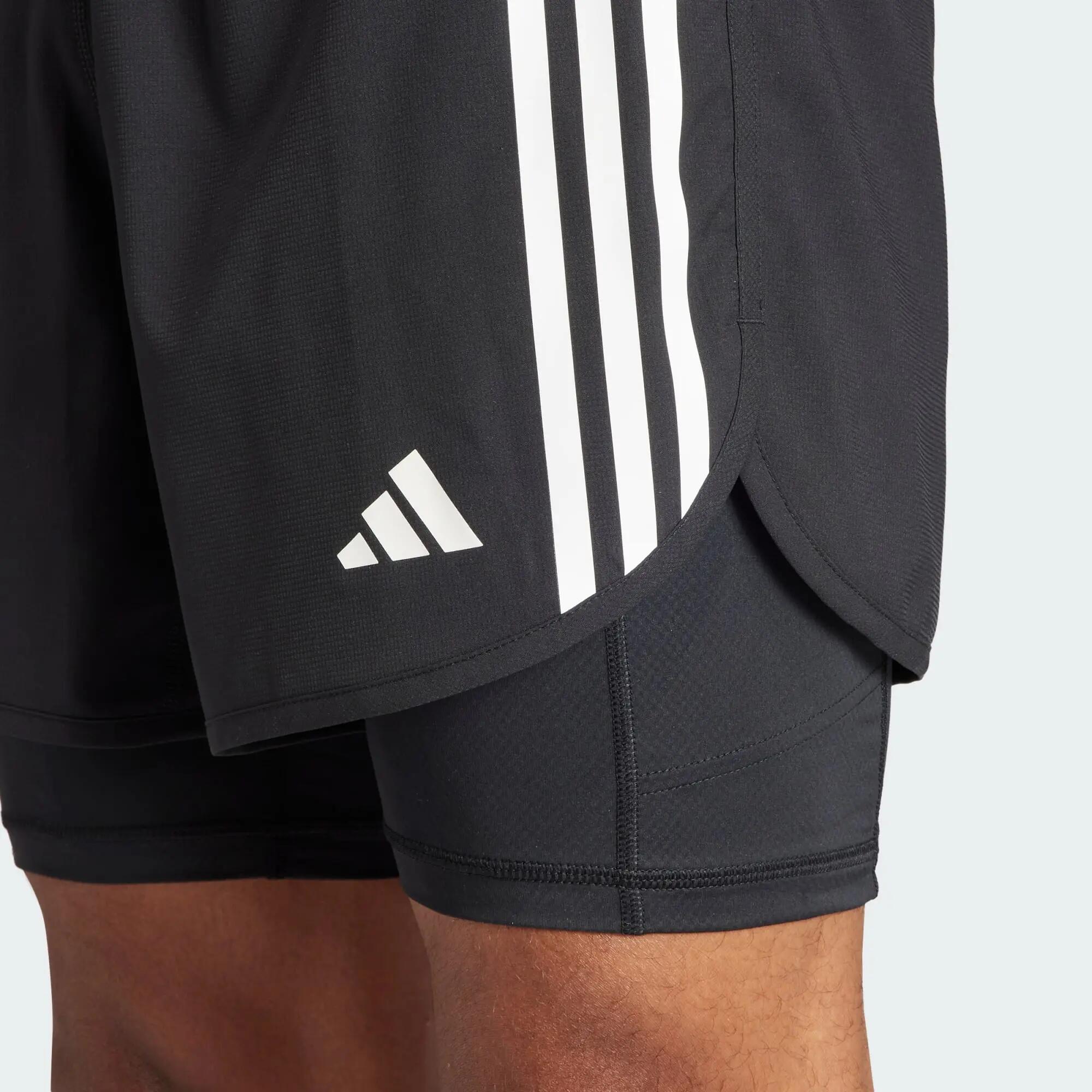 Own the Run 3-Streifen 2-in-1 Shorts 9/13