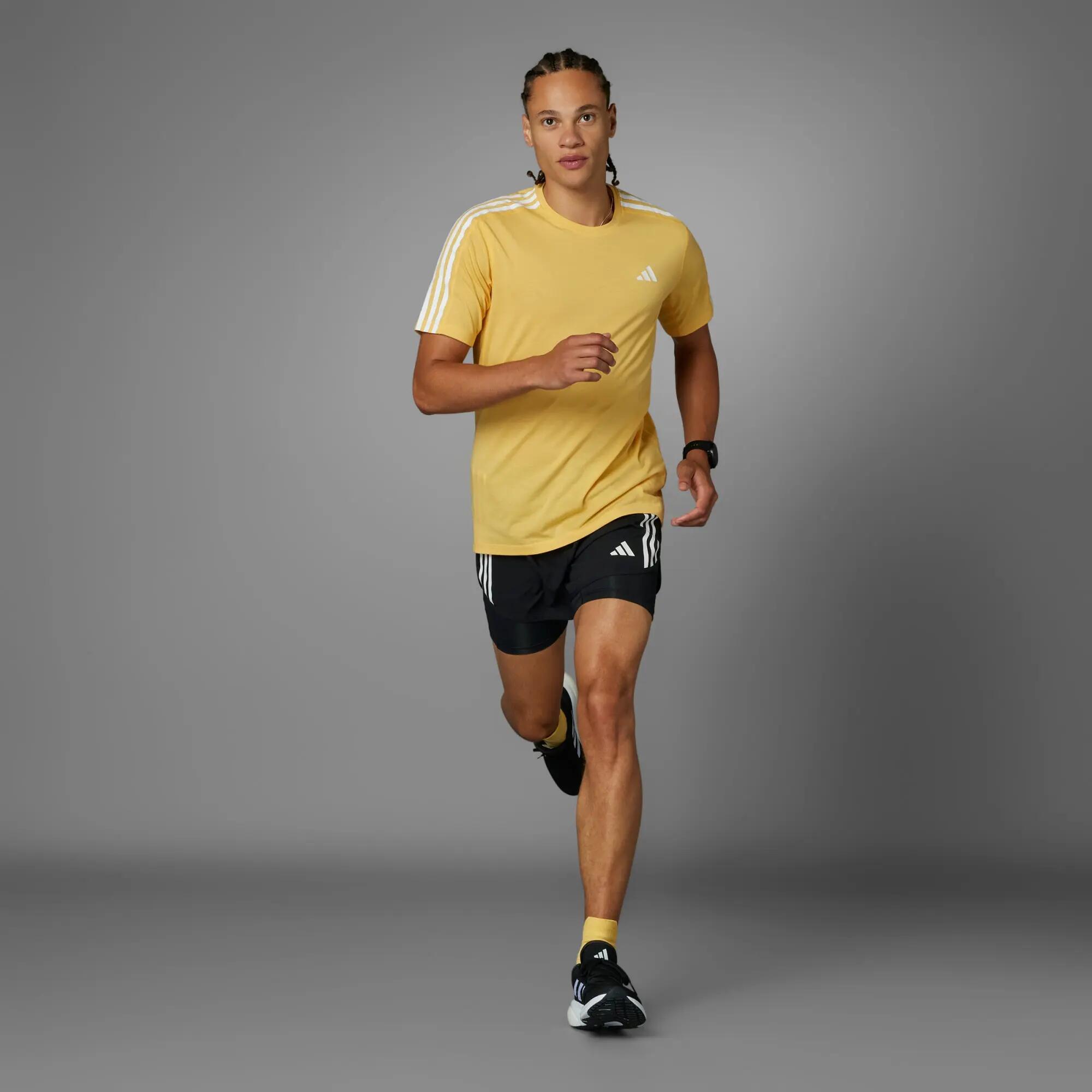 Own the Run 3-Streifen 2-in-1 Shorts 4/13