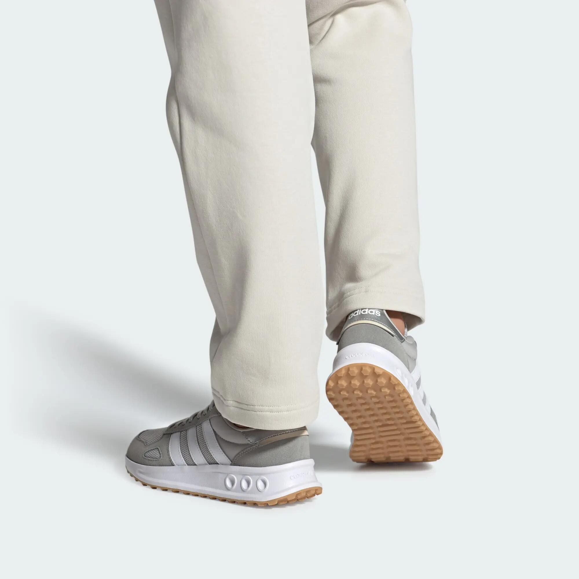 Zapatilla Run 84 2/9