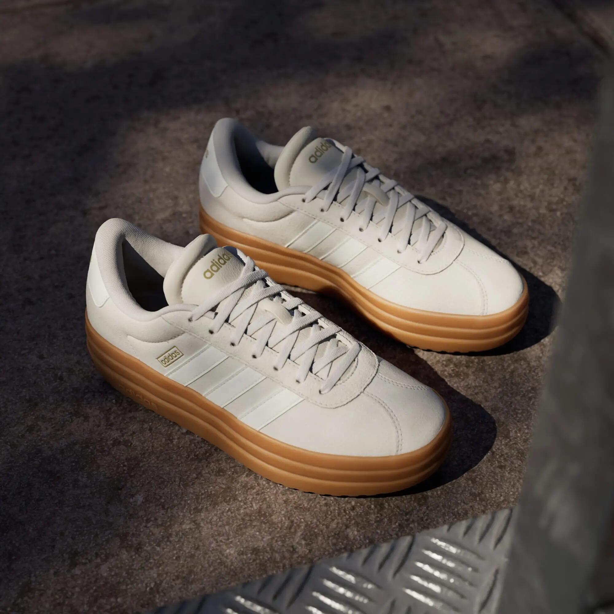 Chaussure VL Court Bold 4/15
