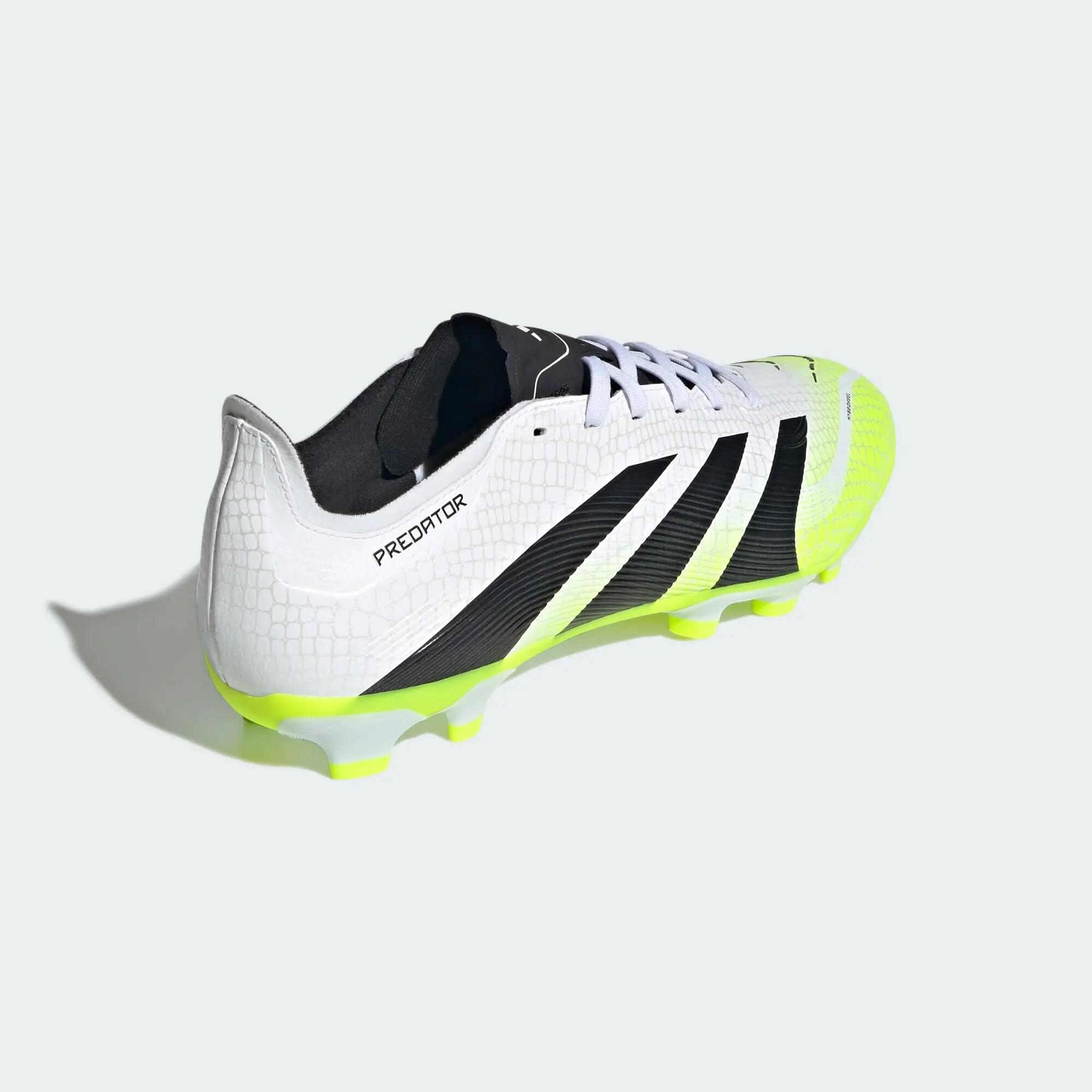 Buty piłkarskie adidas Predator League Białe 7/15