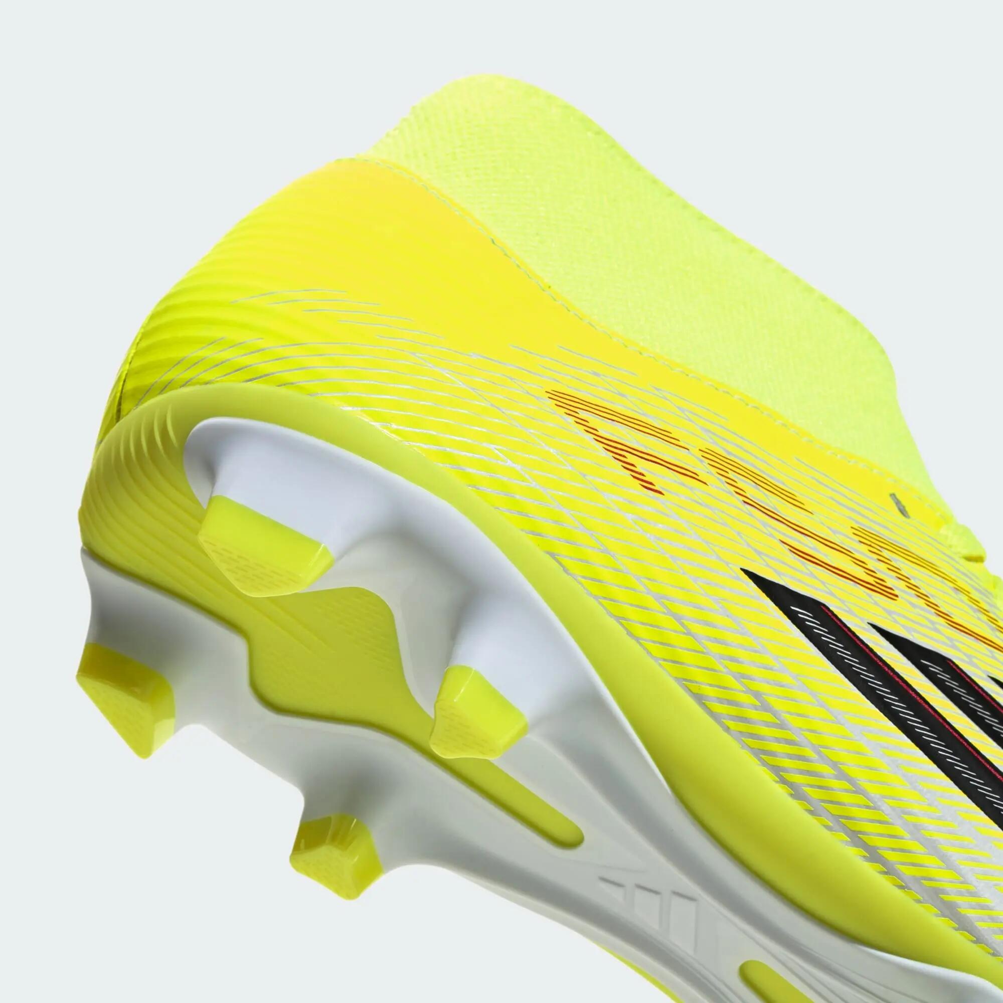 Bota de fútbol de caña media F50 CLUB césped natural seco / multisuperficie 5/15