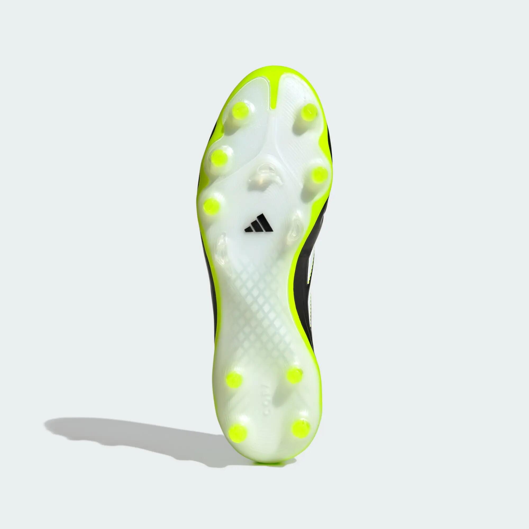 Copa Pure 3 Elite Laceless Firm Ground Boots 8/15