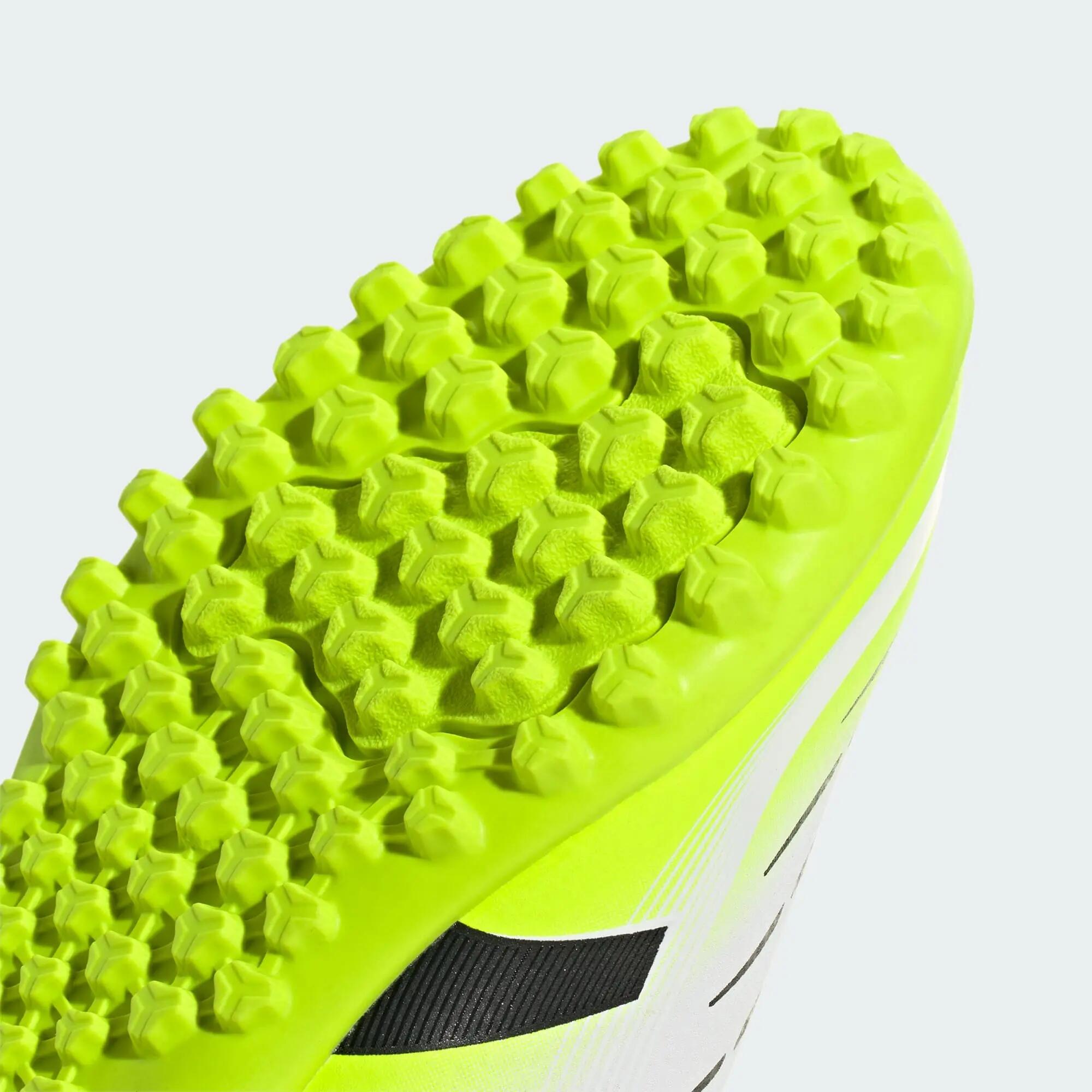 Zapatilla de fútbol Predator Club Hook-and-Loop Turf (niño) 6/8