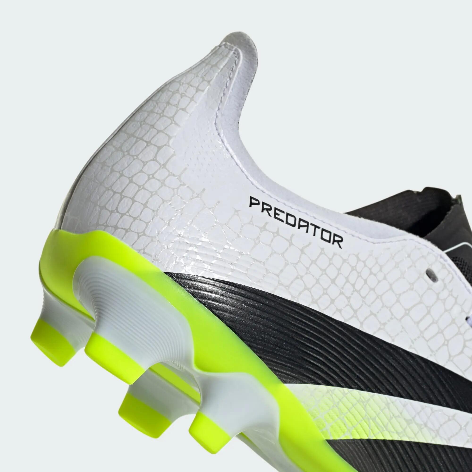 Buty piłkarskie adidas Predator League Białe 5/15