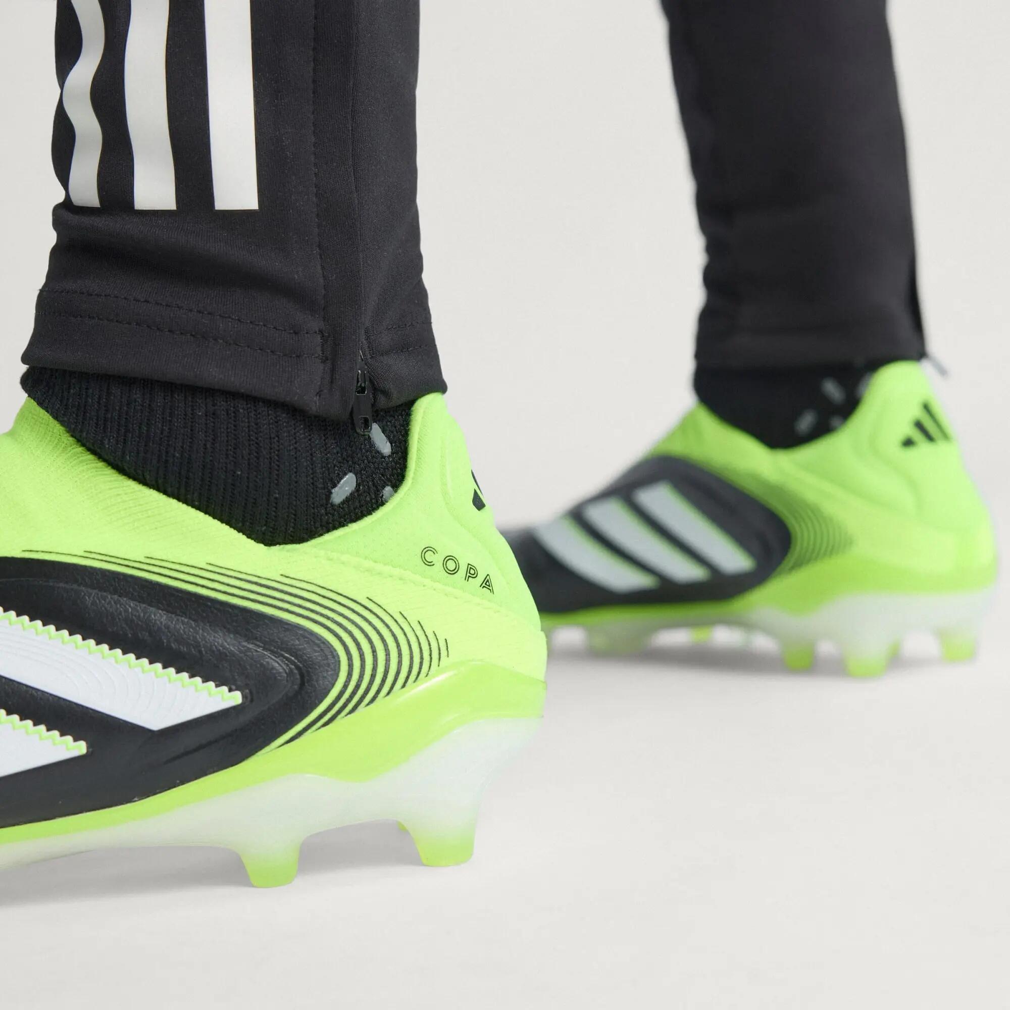 Copa Pure 3 Elite Laceless Firm Ground Boots 15/15