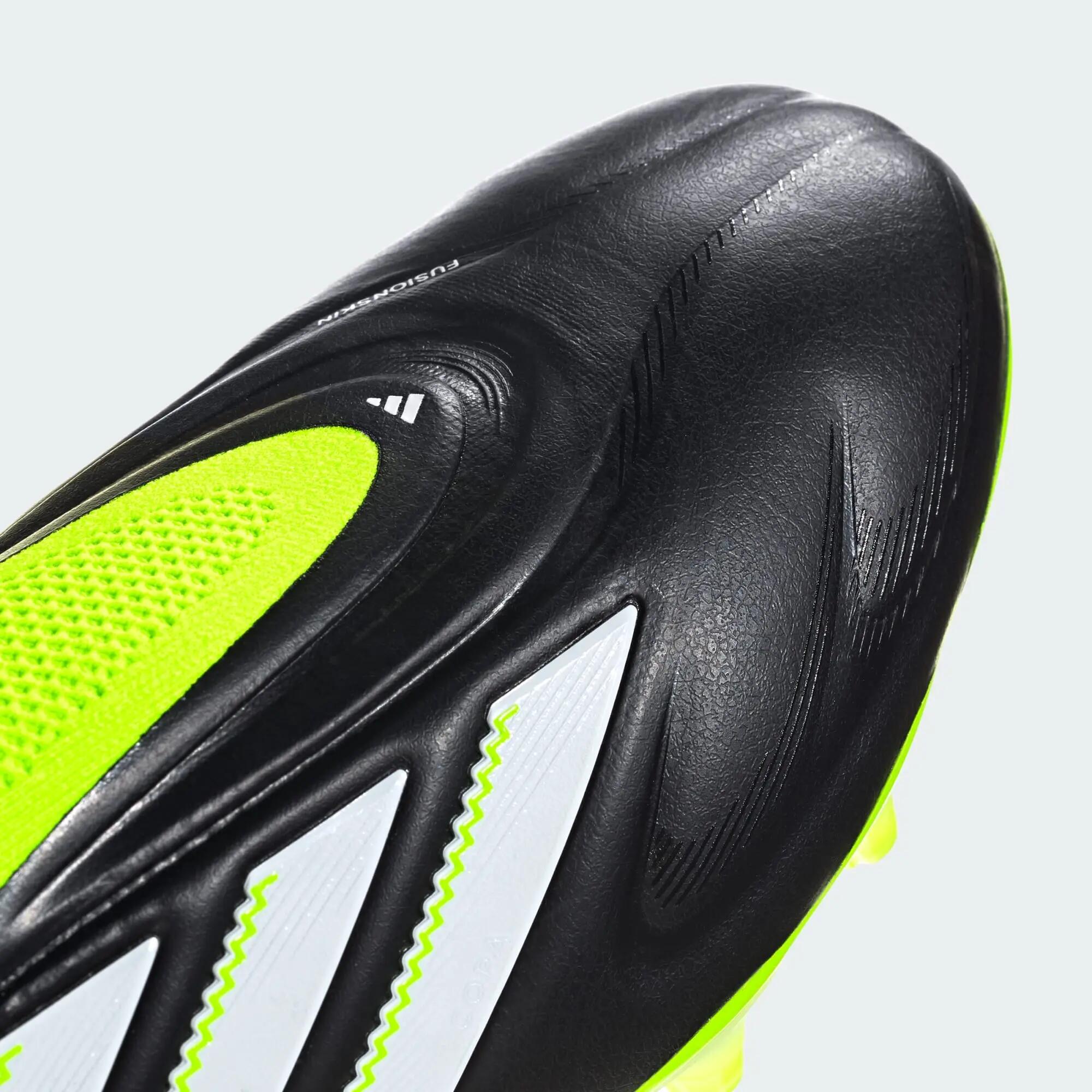Copa Pure 3 Elite Laceless Firm Ground Boots 11/15