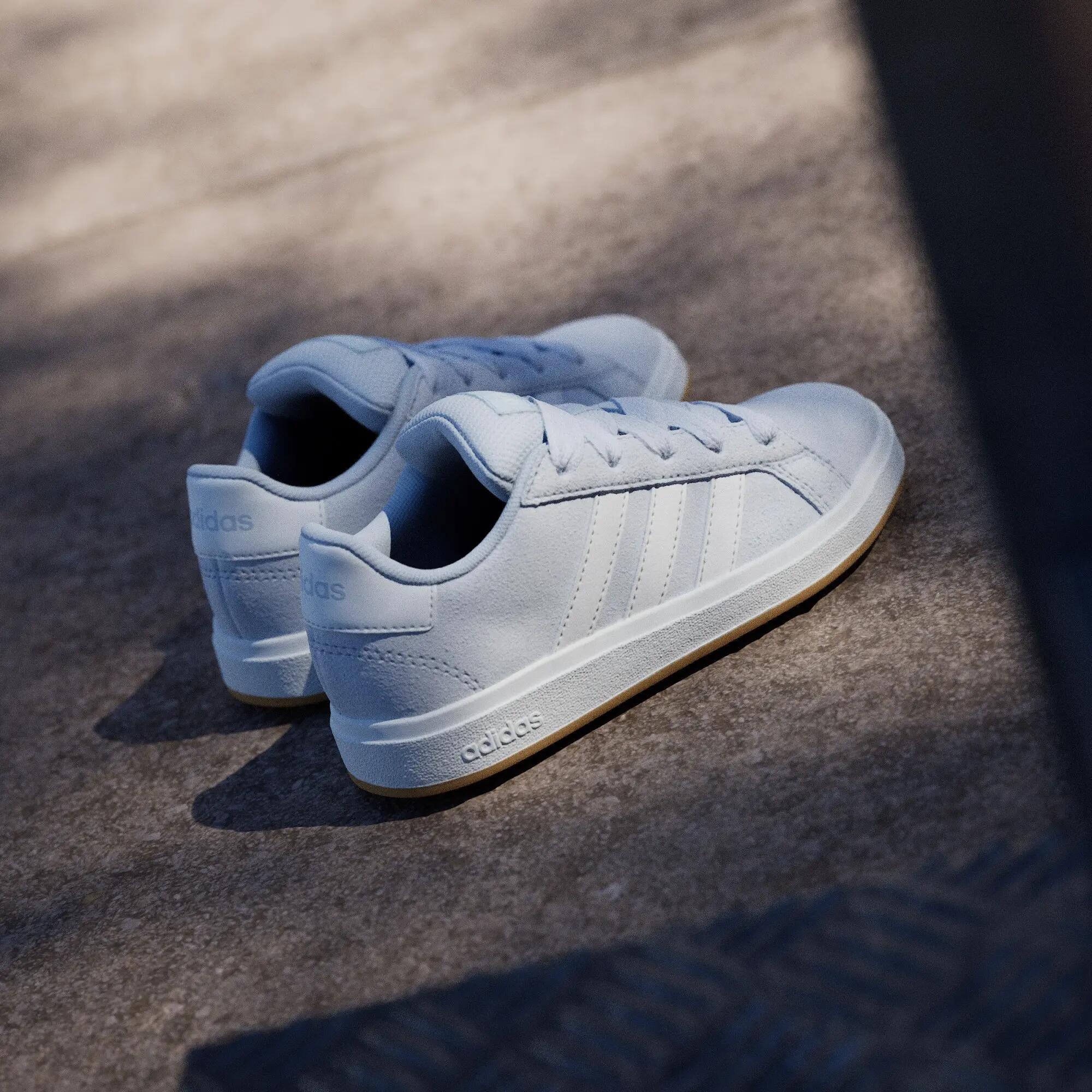 Zapatilla Grand Court 00s 12/15