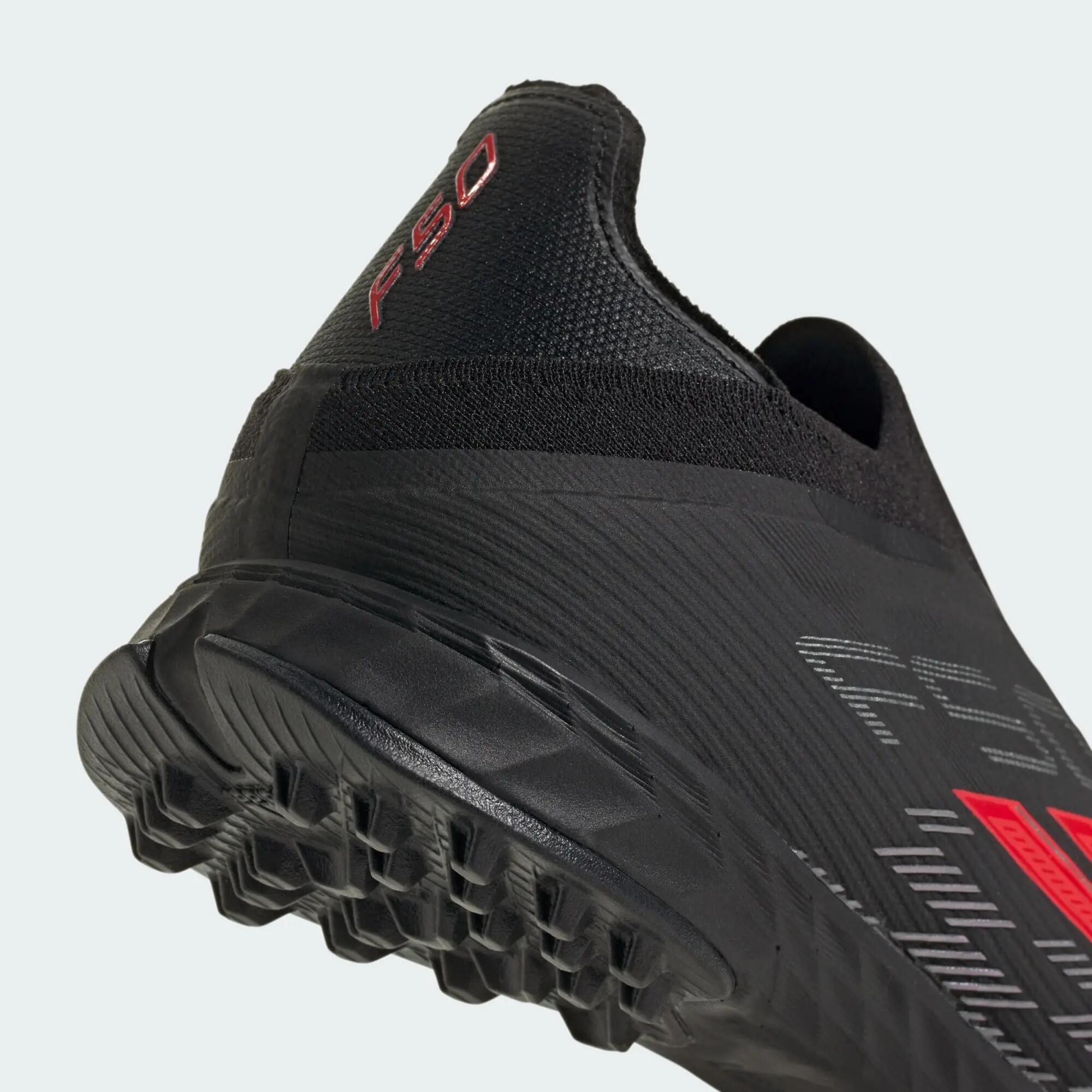 Zapatilla de fútbol sin cordones F50 PRO moqueta 6/8