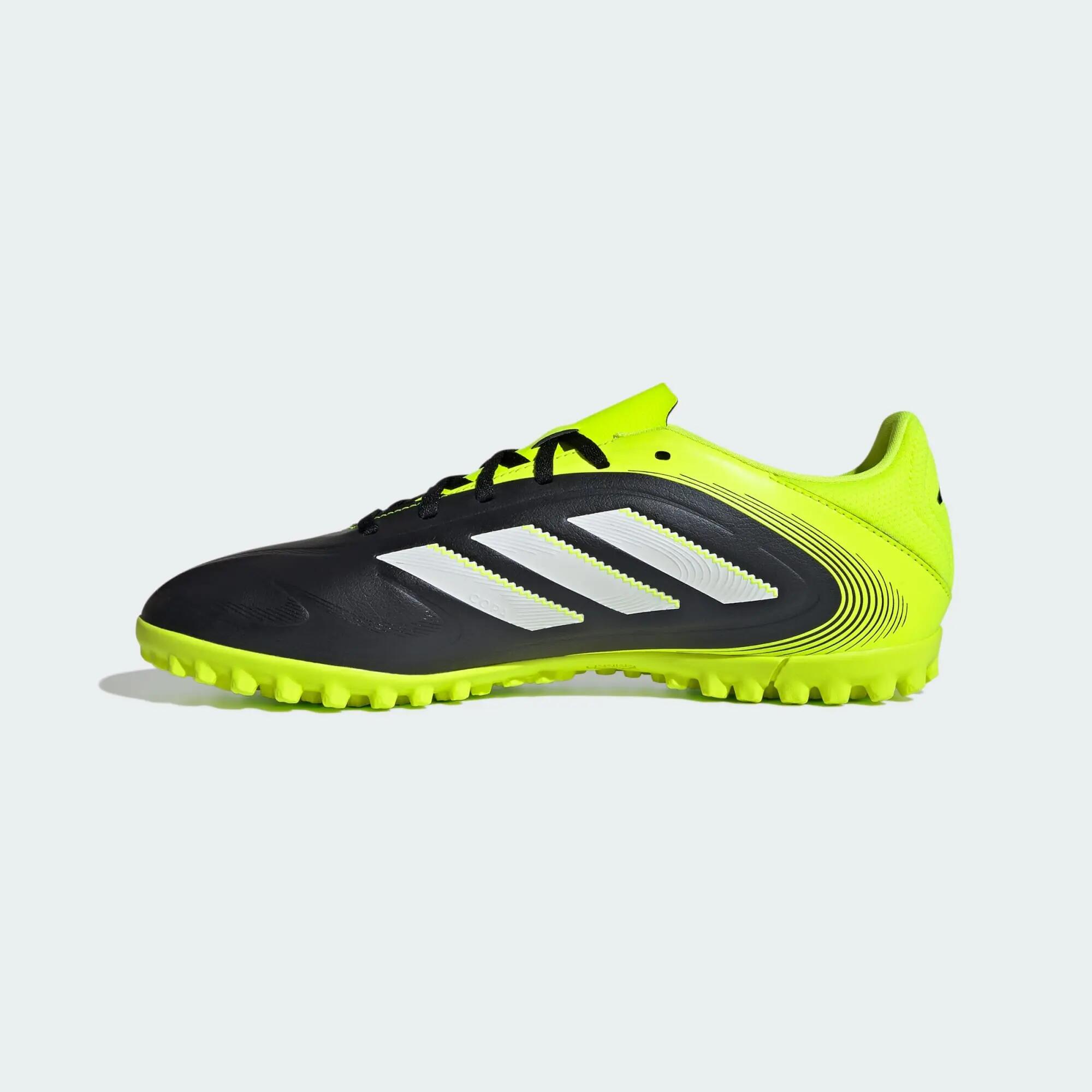 Zapatilla Copa Pure 3 Club moqueta 8/8