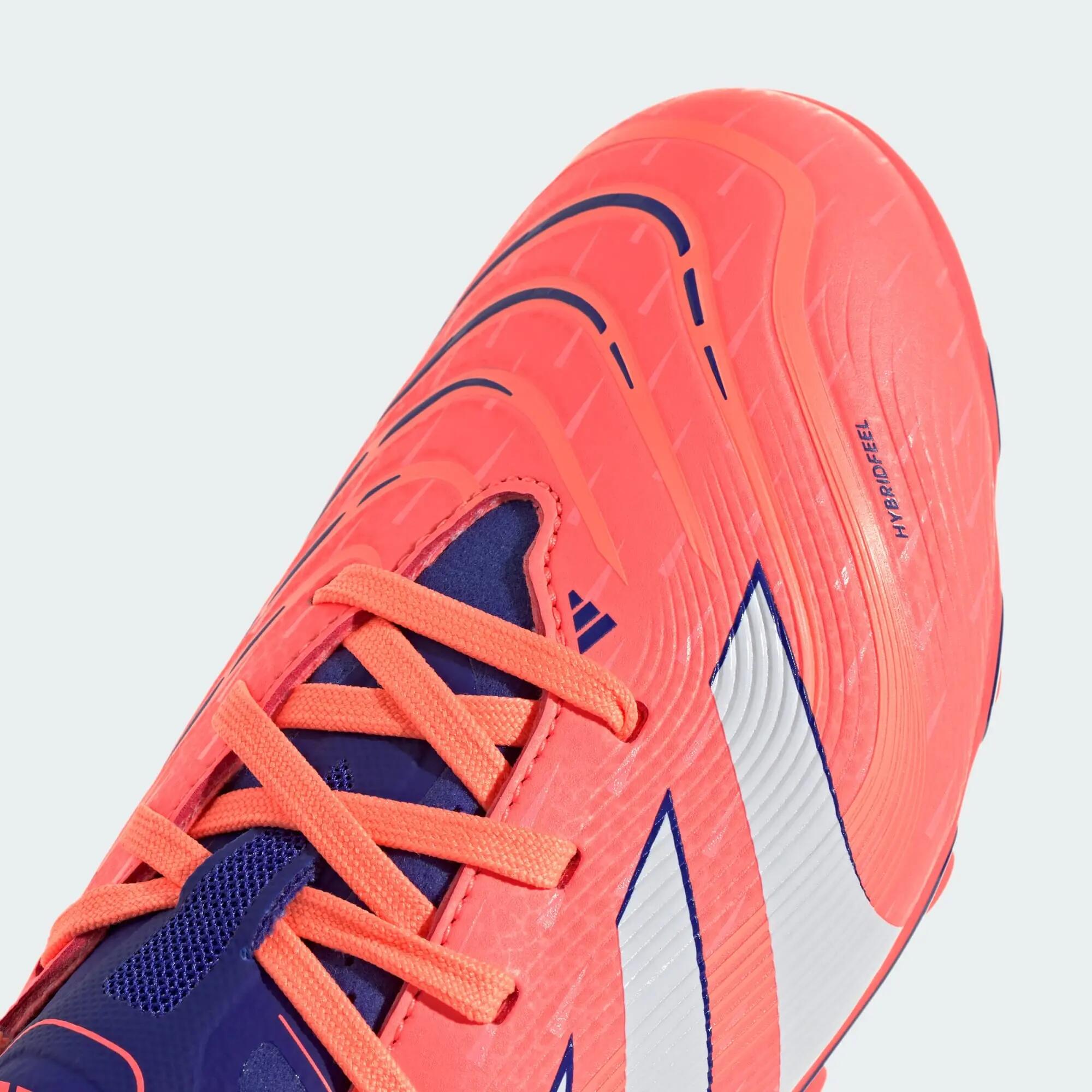 Dziecięce buty piłkarskie adidas Predator League AG 6/15